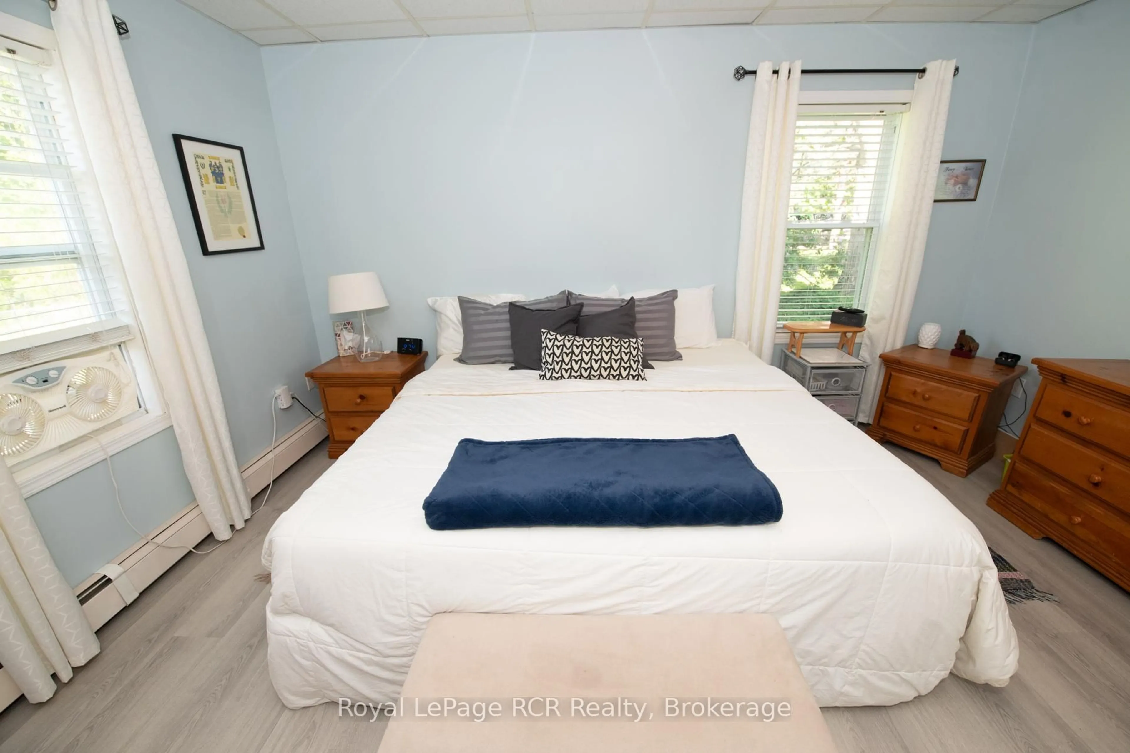 Bedroom with bed, unknown for 430 QUEEN STREET WEST St, Wellington North Ontario N0G 2L3