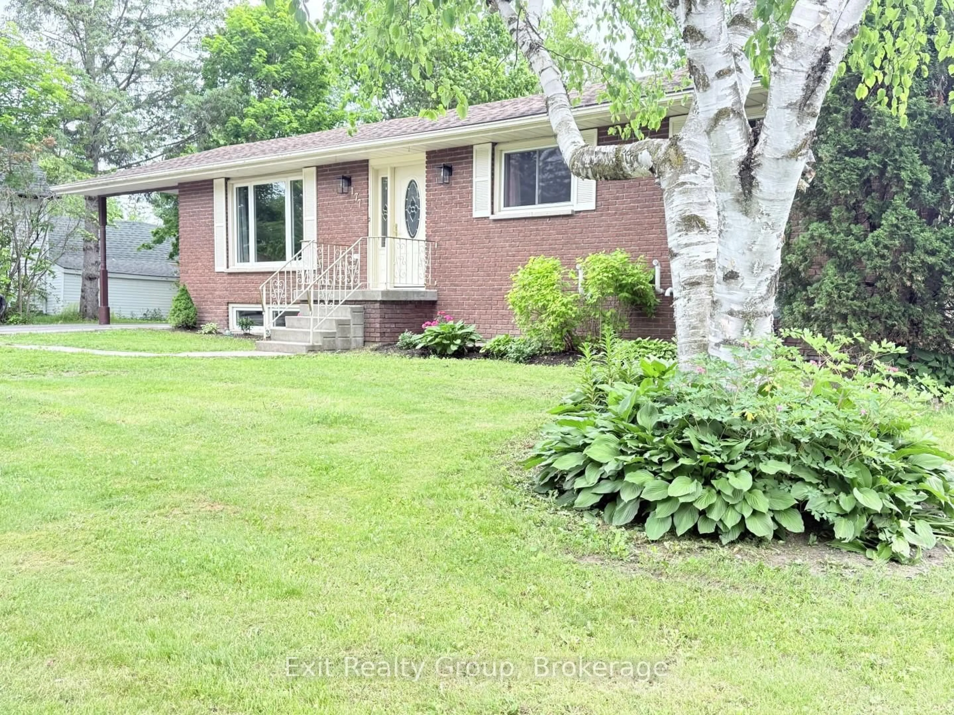 Unknown for 177 West Front St, Stirling Ontario K0K 3E0