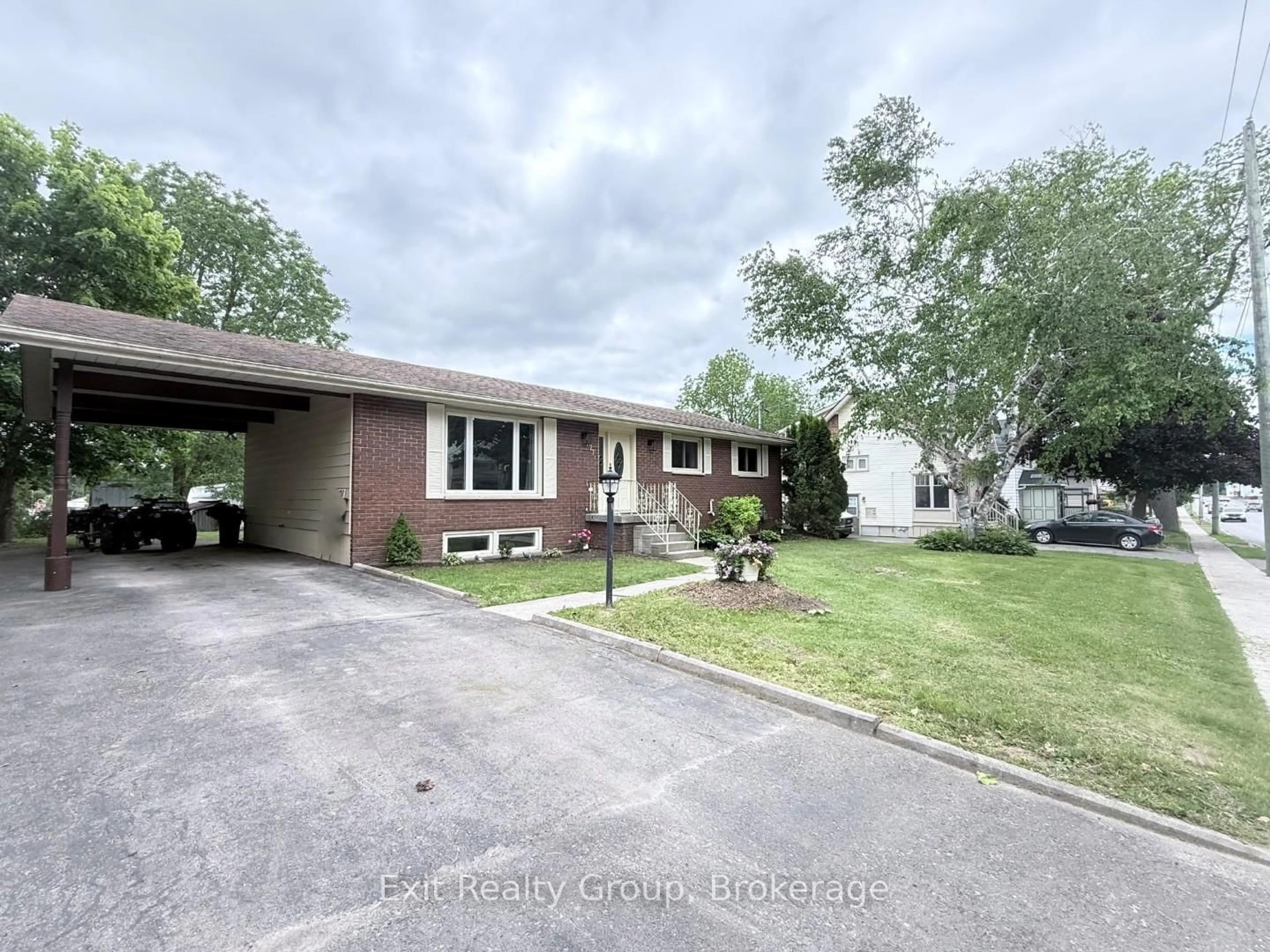 Home with brick exterior material, street for 177 West Front St, Stirling Ontario K0K 3E0