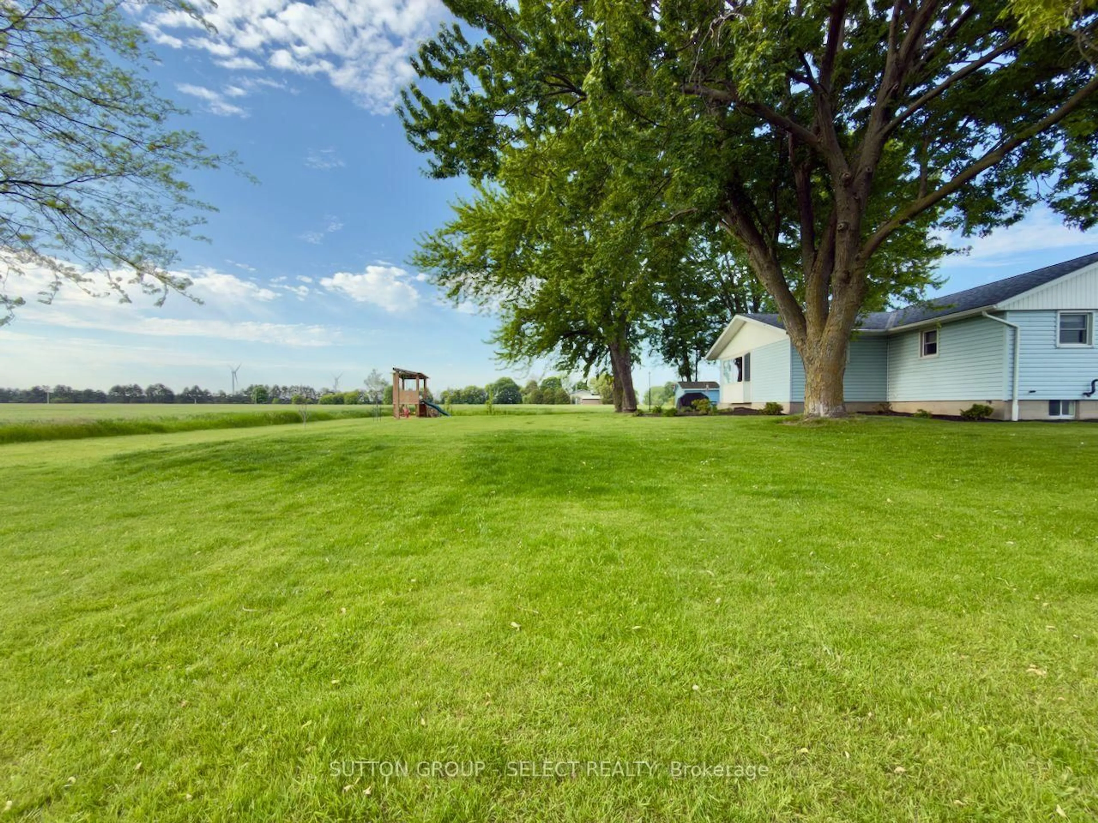A pic from outside/outdoor area/front of a property/back of a property/a pic from drone, water/lake/river/ocean view for 73636 Bluewater Highway, Rr 2 Highway, Bluewater Ontario N0M 2T0