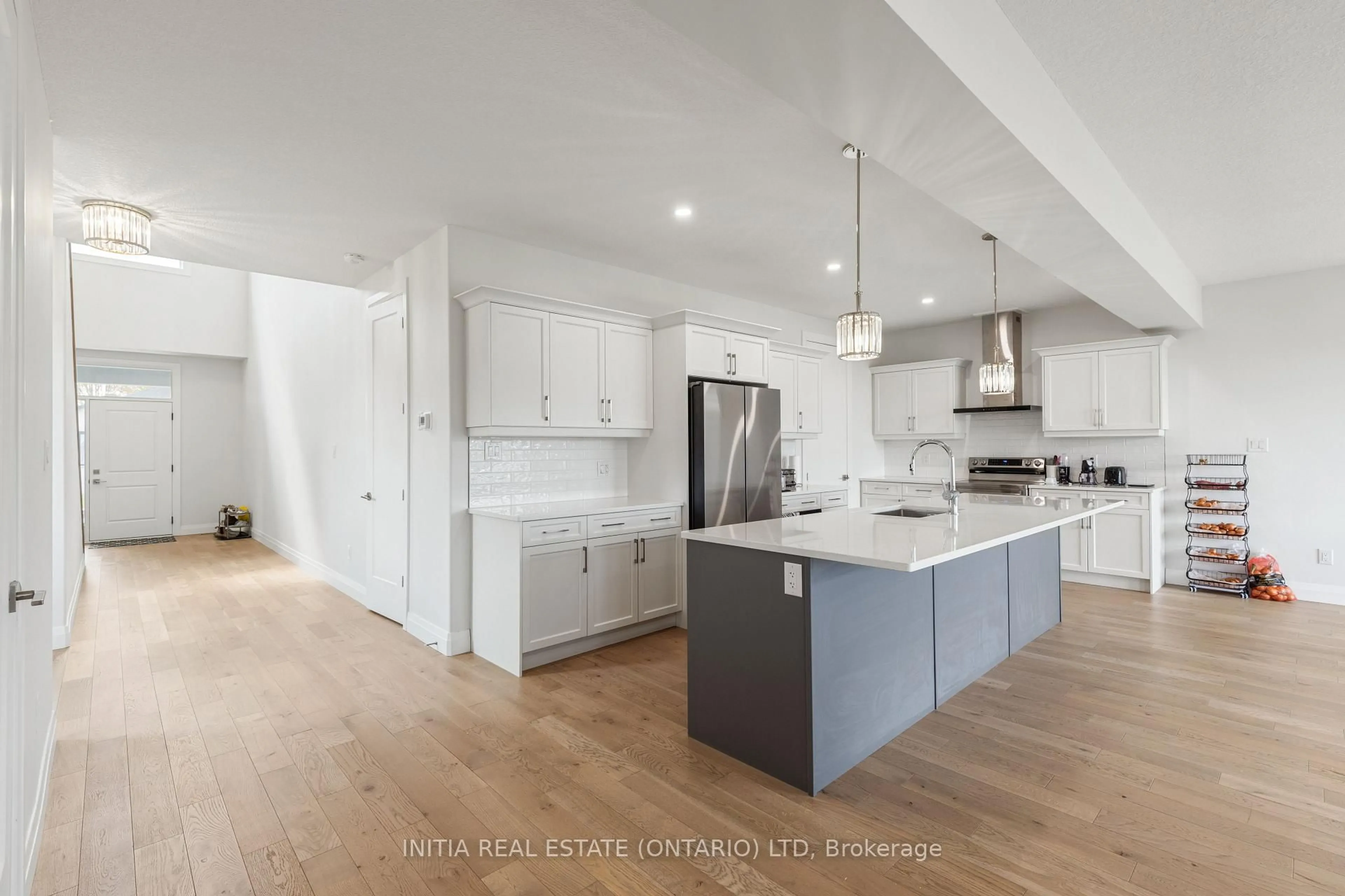 Open concept kitchen, unknown for 608 Sweetbay Cres, Sarnia Ontario N7S 0A8