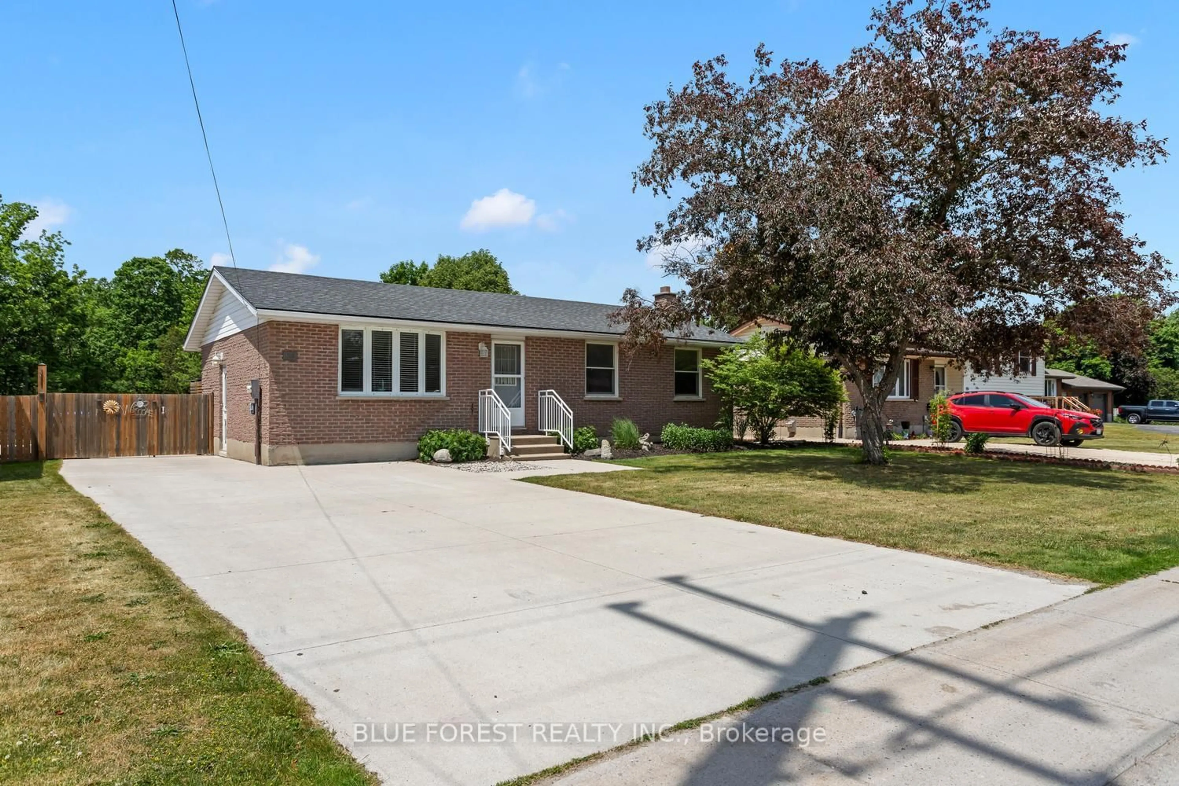 Home with brick exterior material, street for 183 Queen St, North Middlesex Ontario N0M 1A0