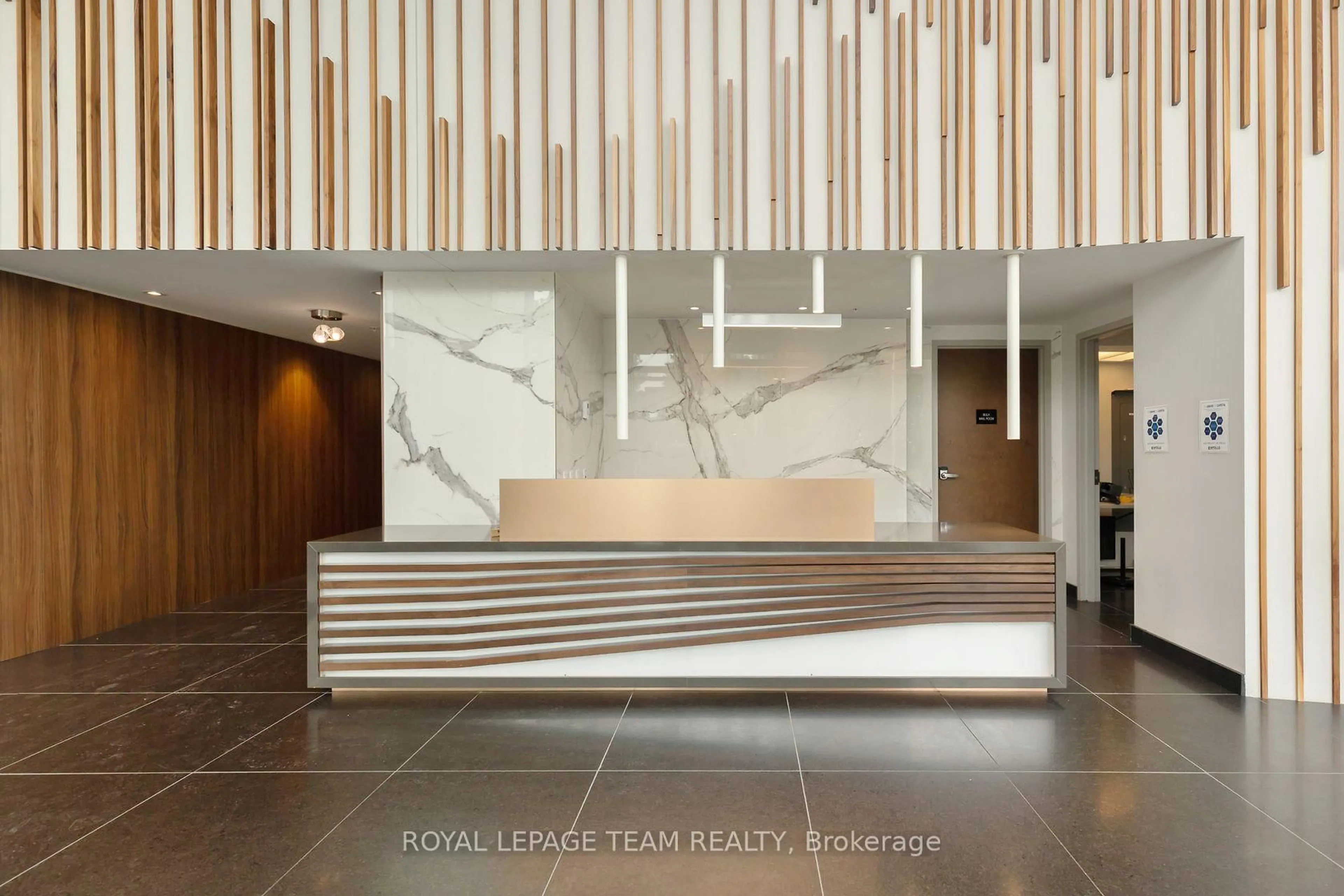 Lobby for 805 Carling Ave #1508, Ottawa Ontario K1S 5W9