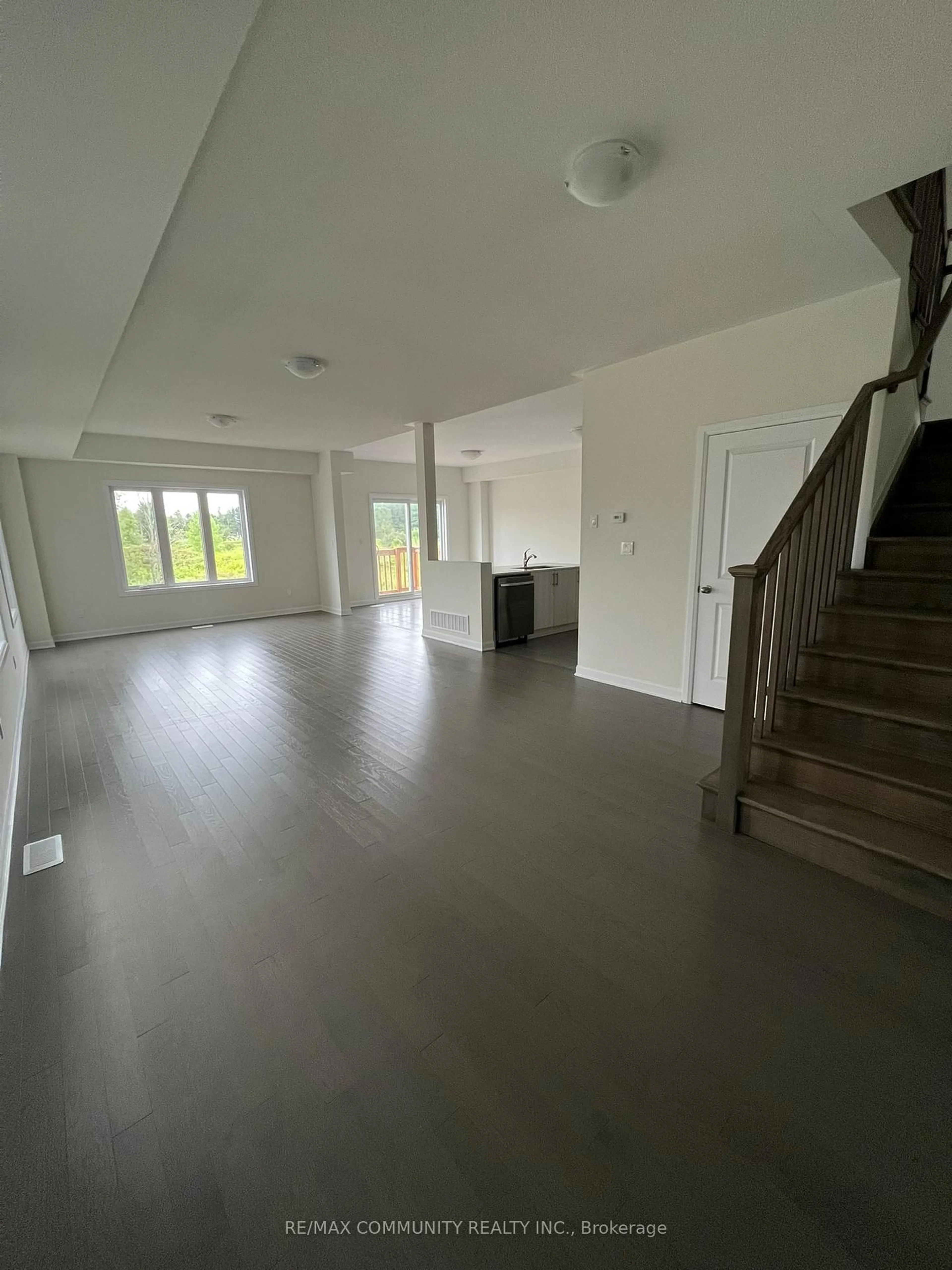 A pic of a room for 110 Oakmont Dr, Bath Ontario K0H 1G0