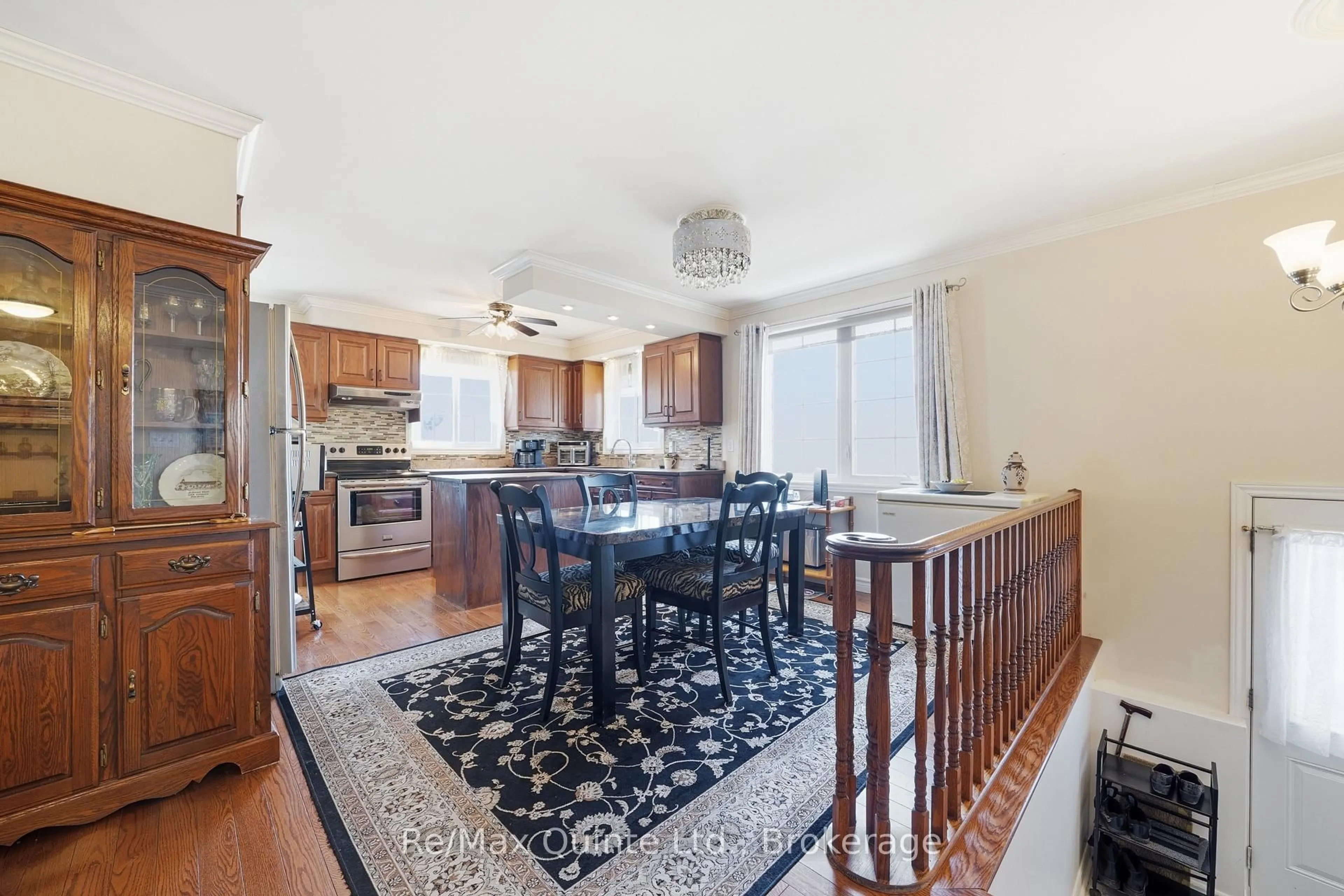 Open concept kitchen, unknown for 20 Ferry St, Quinte West Ontario K8V 1S2