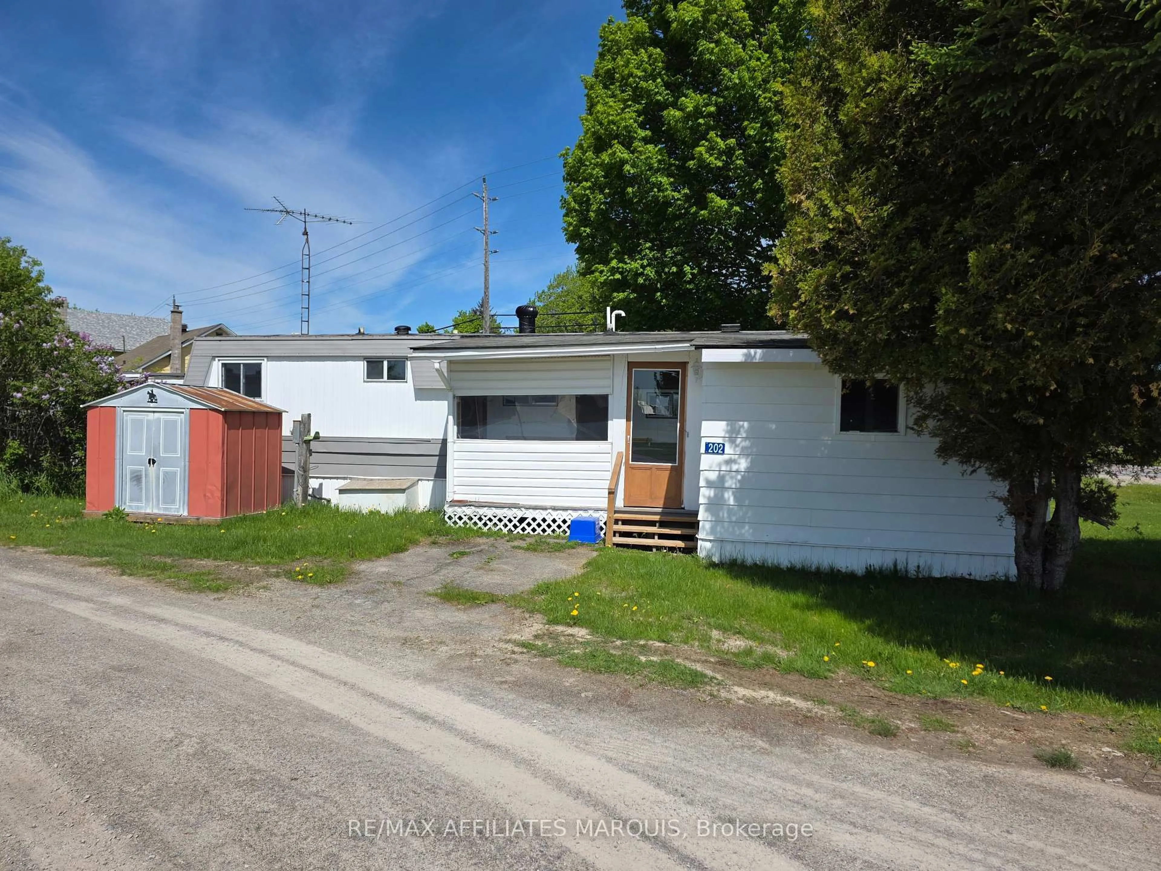Unknown for 202 Jack St, Smiths Falls Ontario K7A 4S4