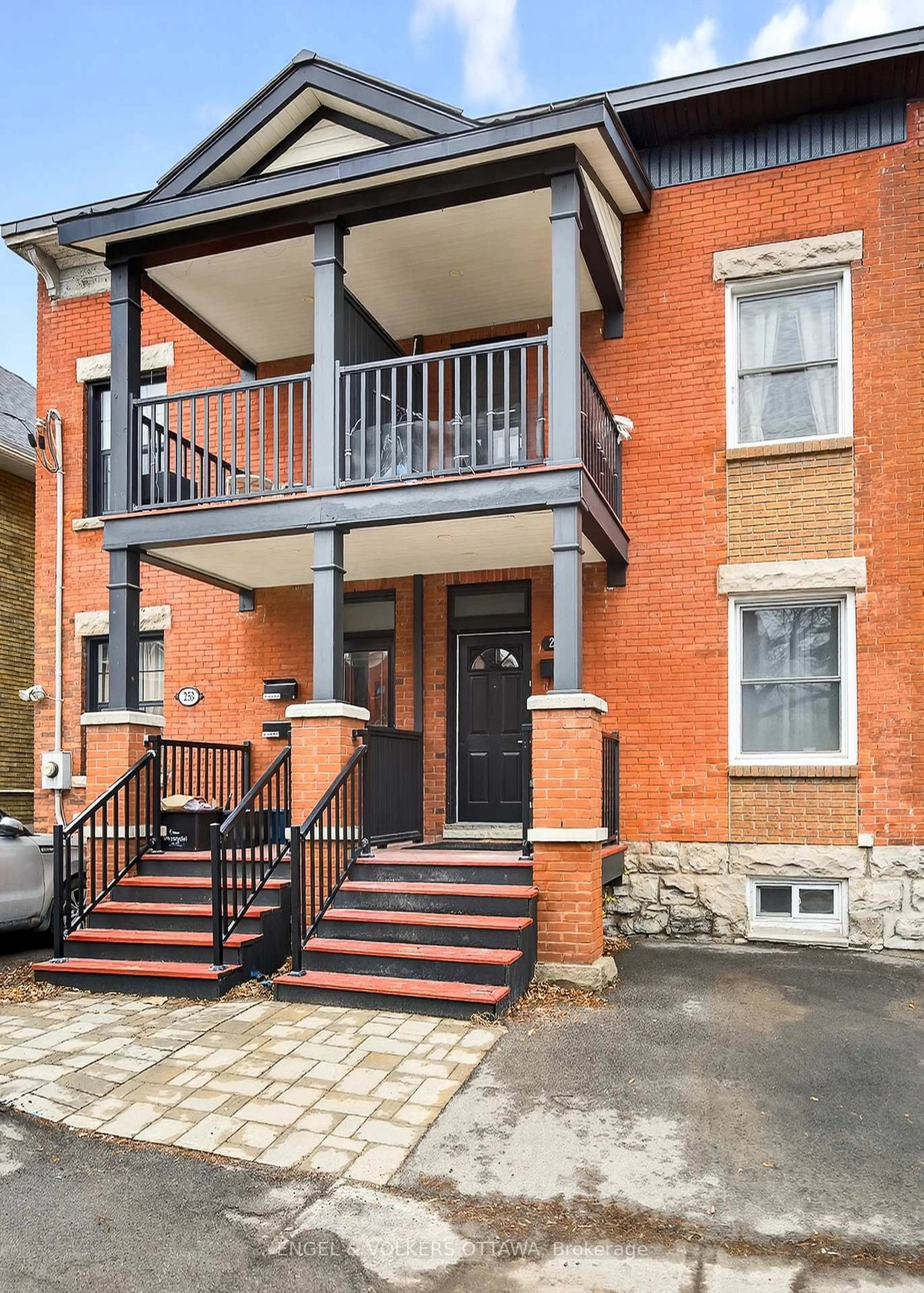 Home with brick exterior material, street for 251 Arlington Ave, Ottawa Ontario K1R 5T1