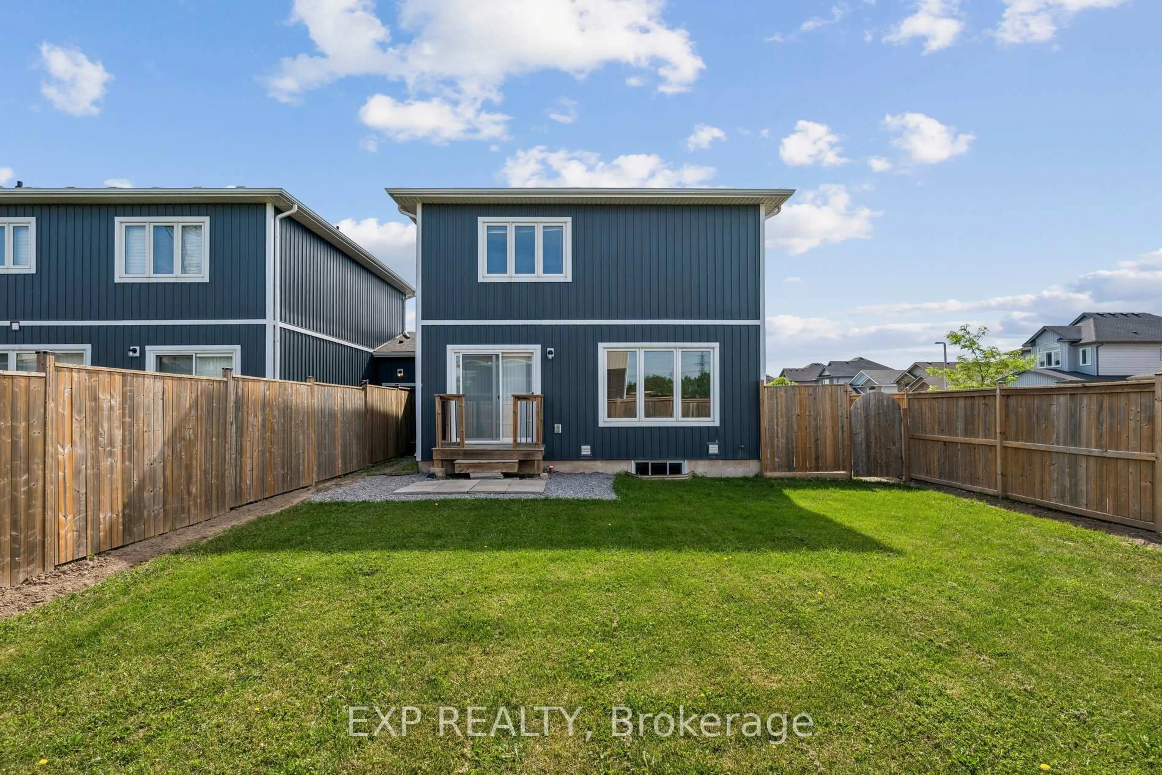 Unknown for 4 VIGER Dr, Welland Ontario L3B 0E3