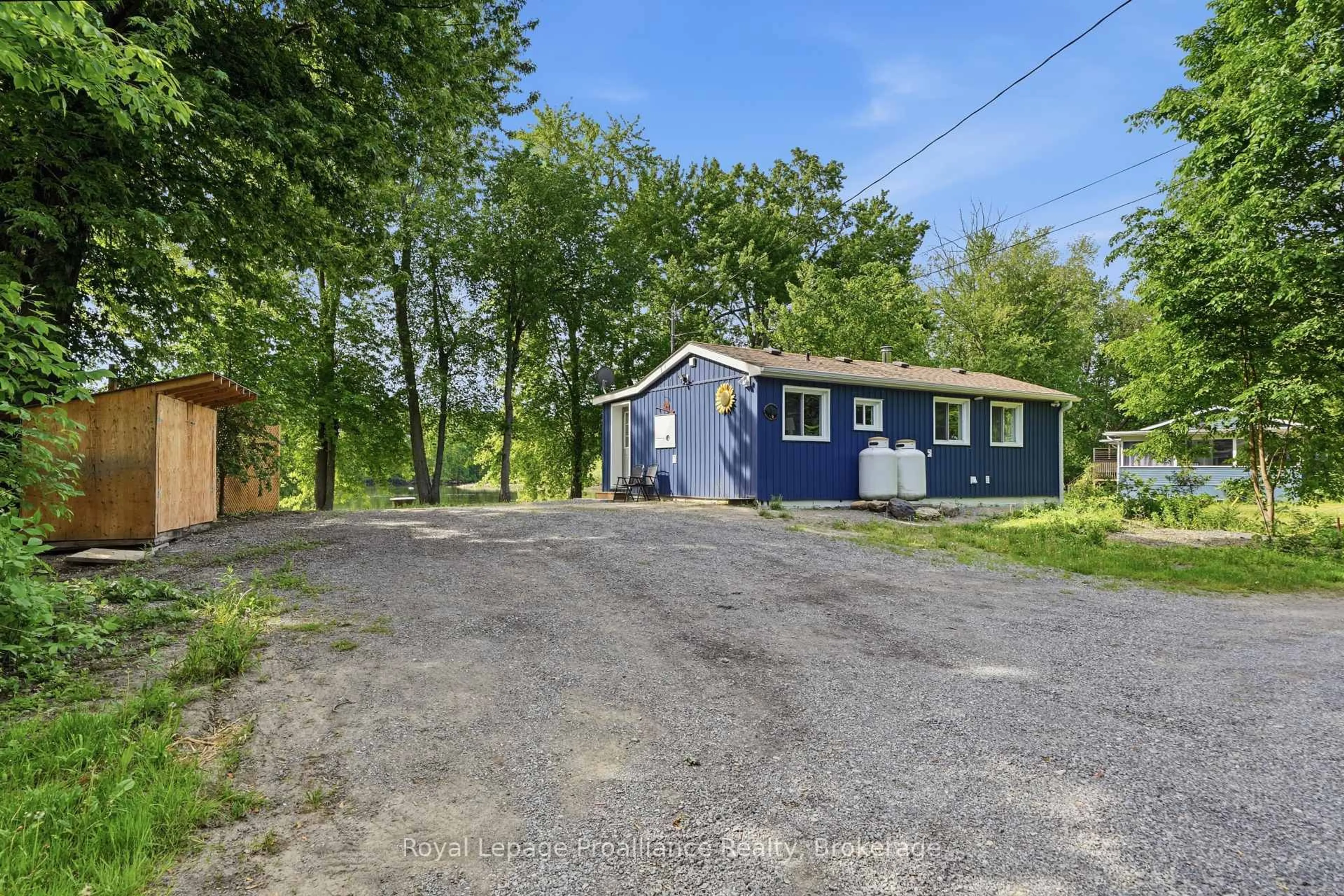 Shed for 103 Sanctuary Lane, Quinte West Ontario K0K 2B0
