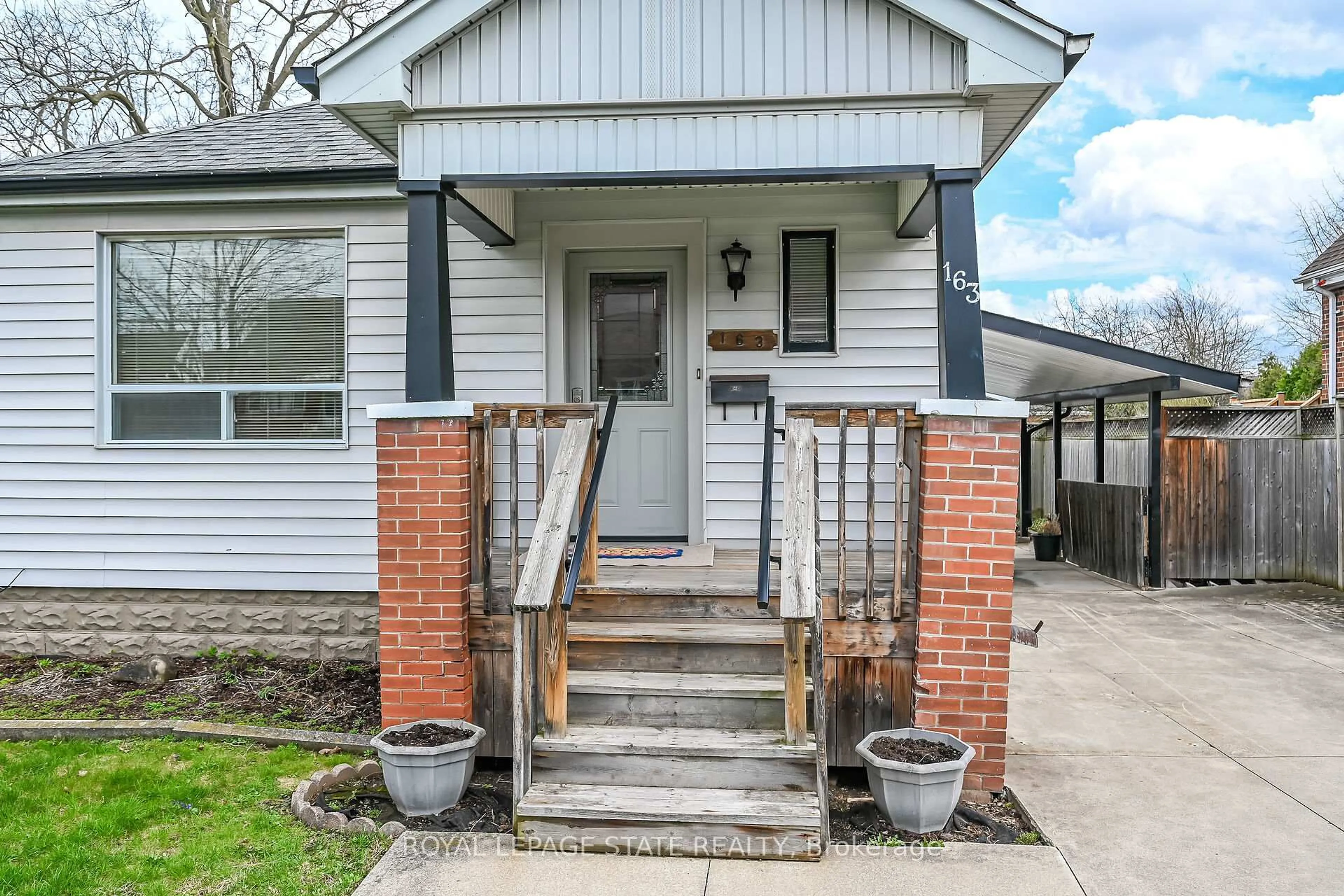 Unknown for 163 Rosedale Ave, Hamilton Ontario L8K 4N4