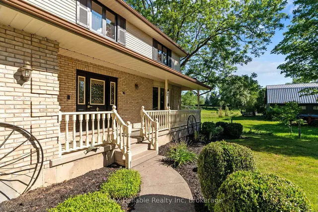 76 William St, Huron East 2