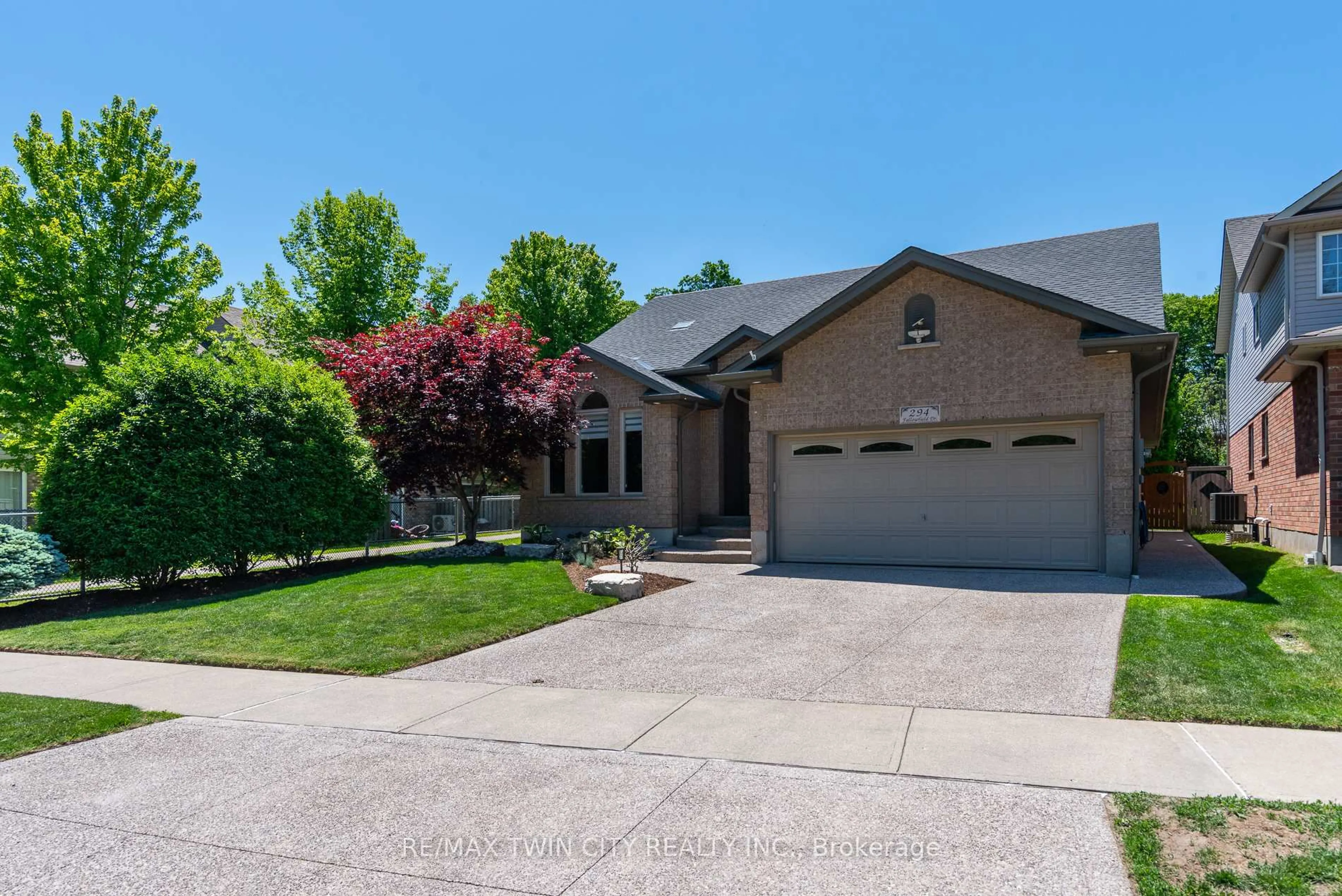 Unknown for 294 Fallowfield Dr, Kitchener Ontario N2C 2T8