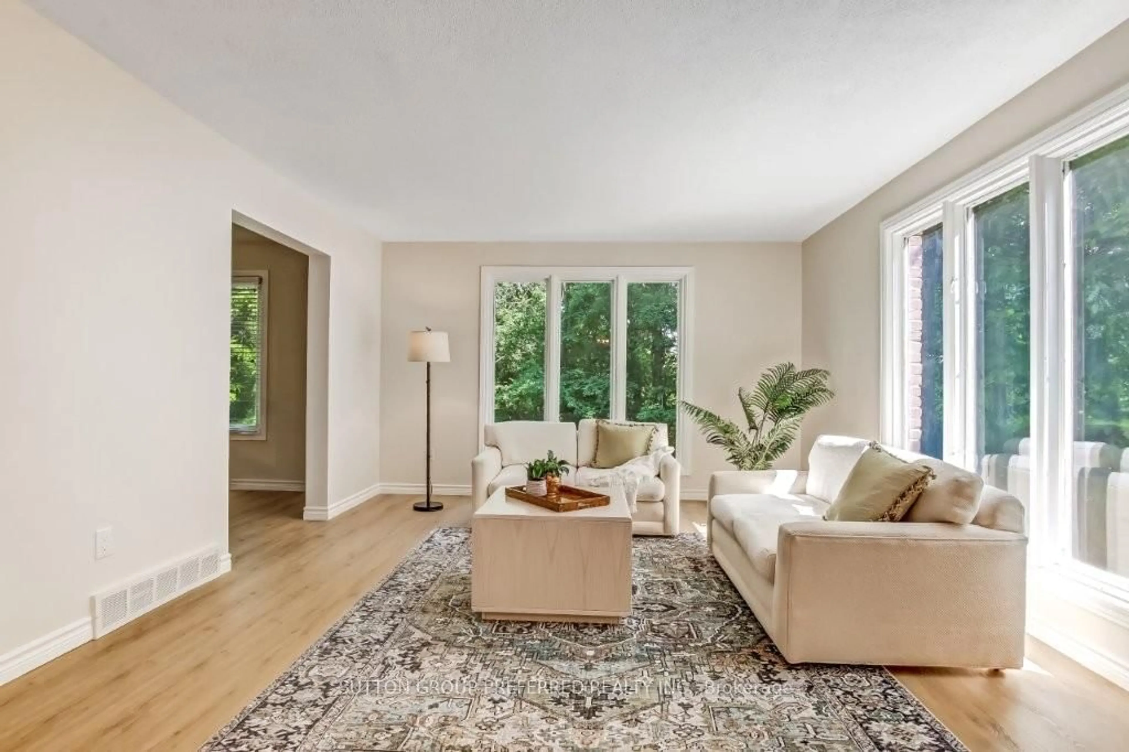 Living room with furniture, unknown for 26 Berkshire Crt, London South Ontario N6J 3N7