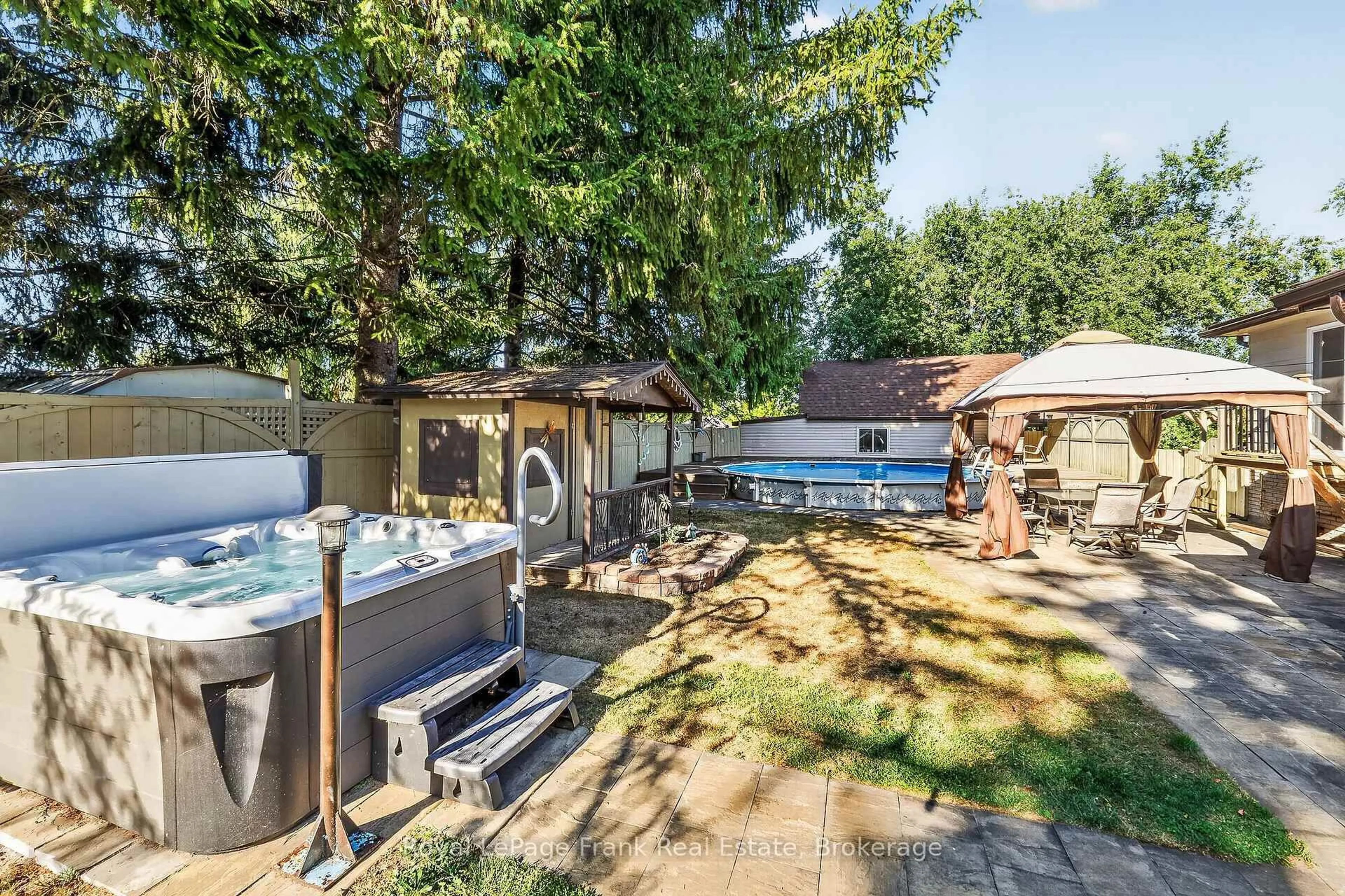 Pool for 2304 Old Norwood Rd, Otonabee-South Monaghan Ontario K9J 0G6