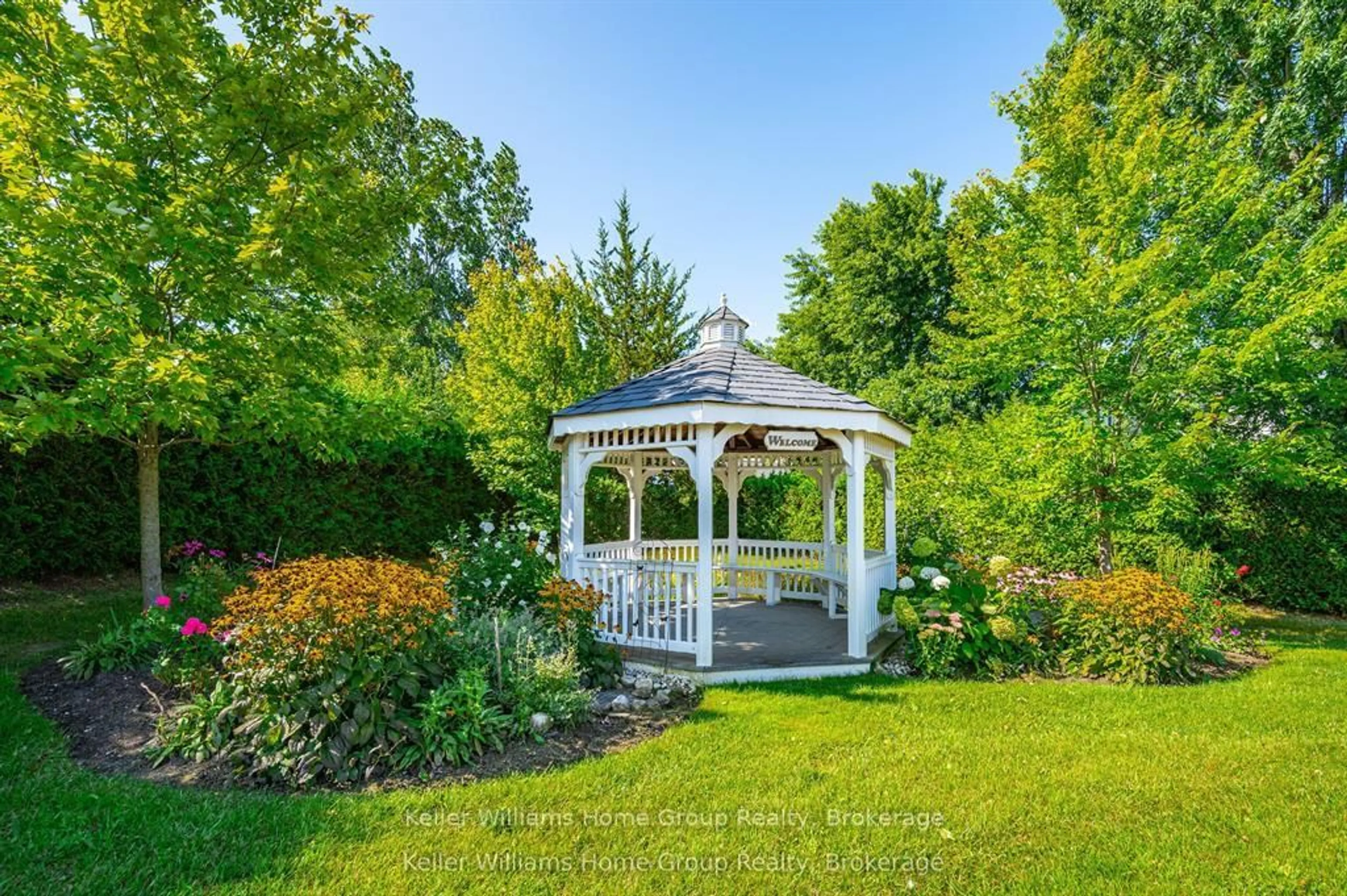 Patio, water/lake/river/ocean view for 760 Woodhill Dr #119, Centre Wellington Ontario N1M 3W5