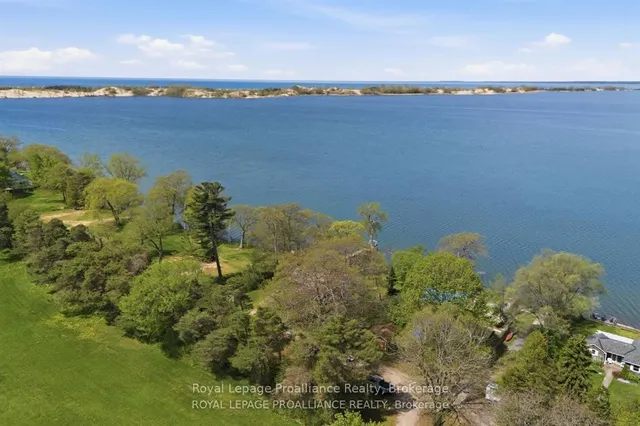 40 Mayne Lane, Prince Edward County 3