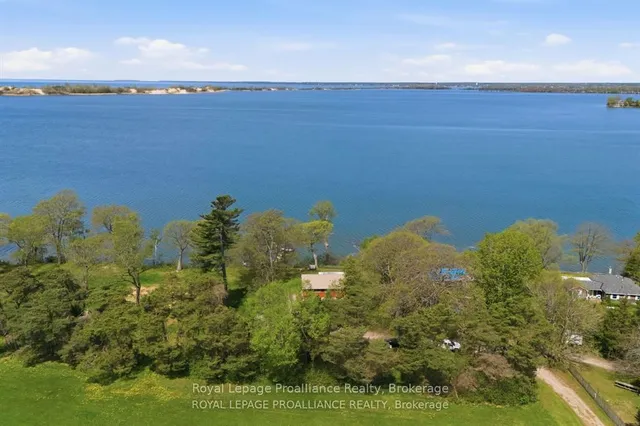 40 Mayne Lane, Prince Edward County 4