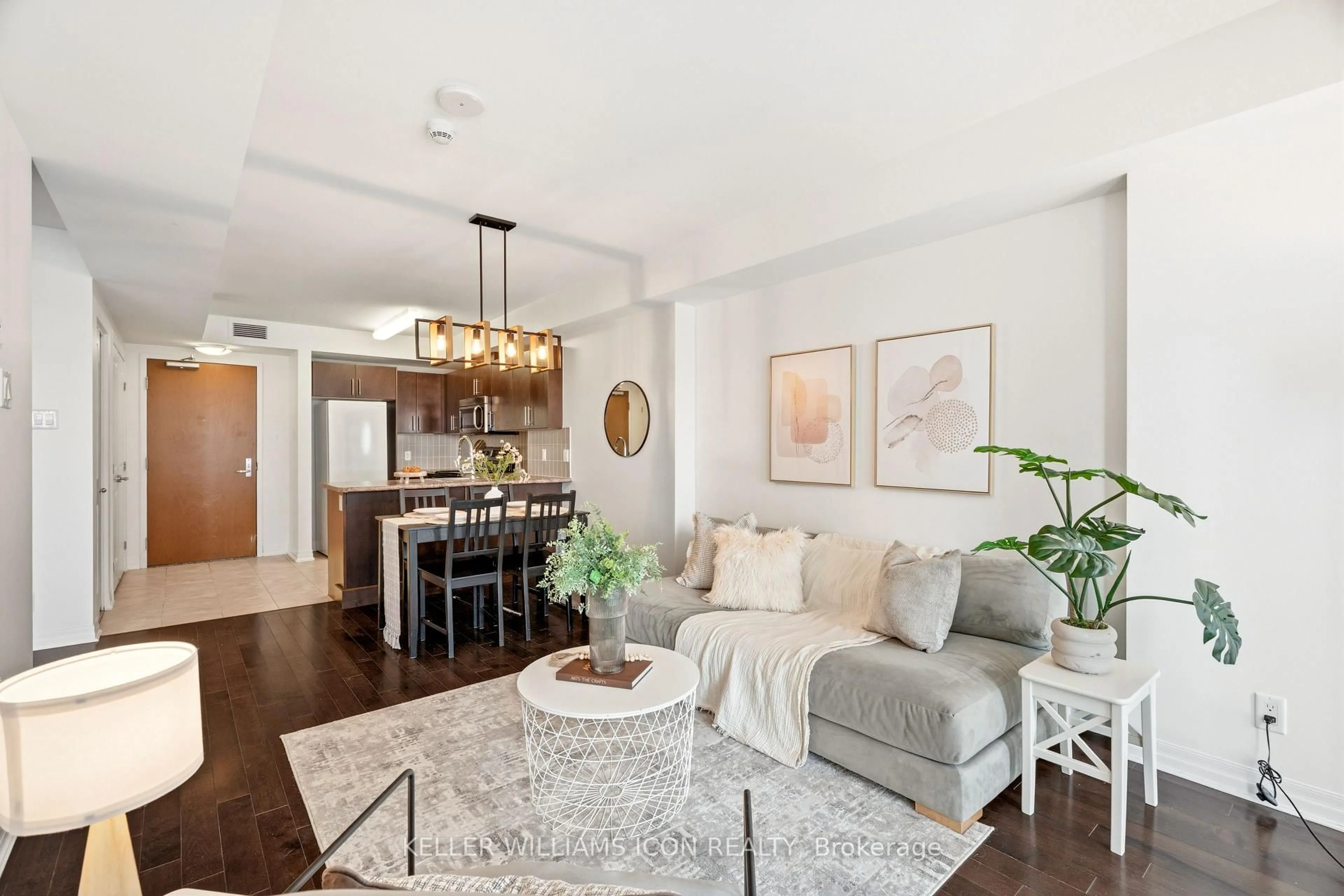 Living room with furniture, unknown for 242 RIDEAU St #704, Ottawa Ontario K1N 0B7