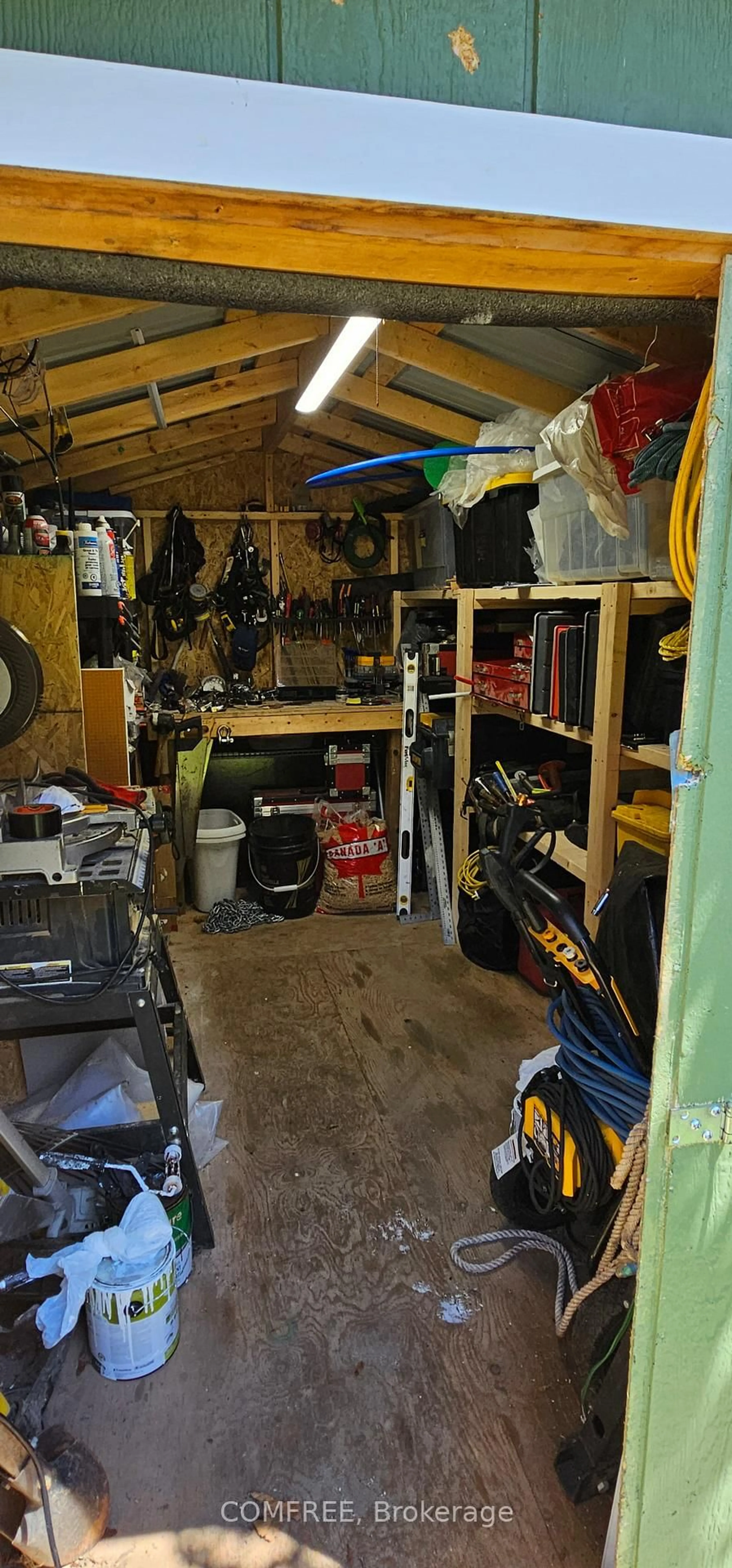 Indoor garage for 515 Tyson St, South Bruce Peninsula Ontario N0H 2T0