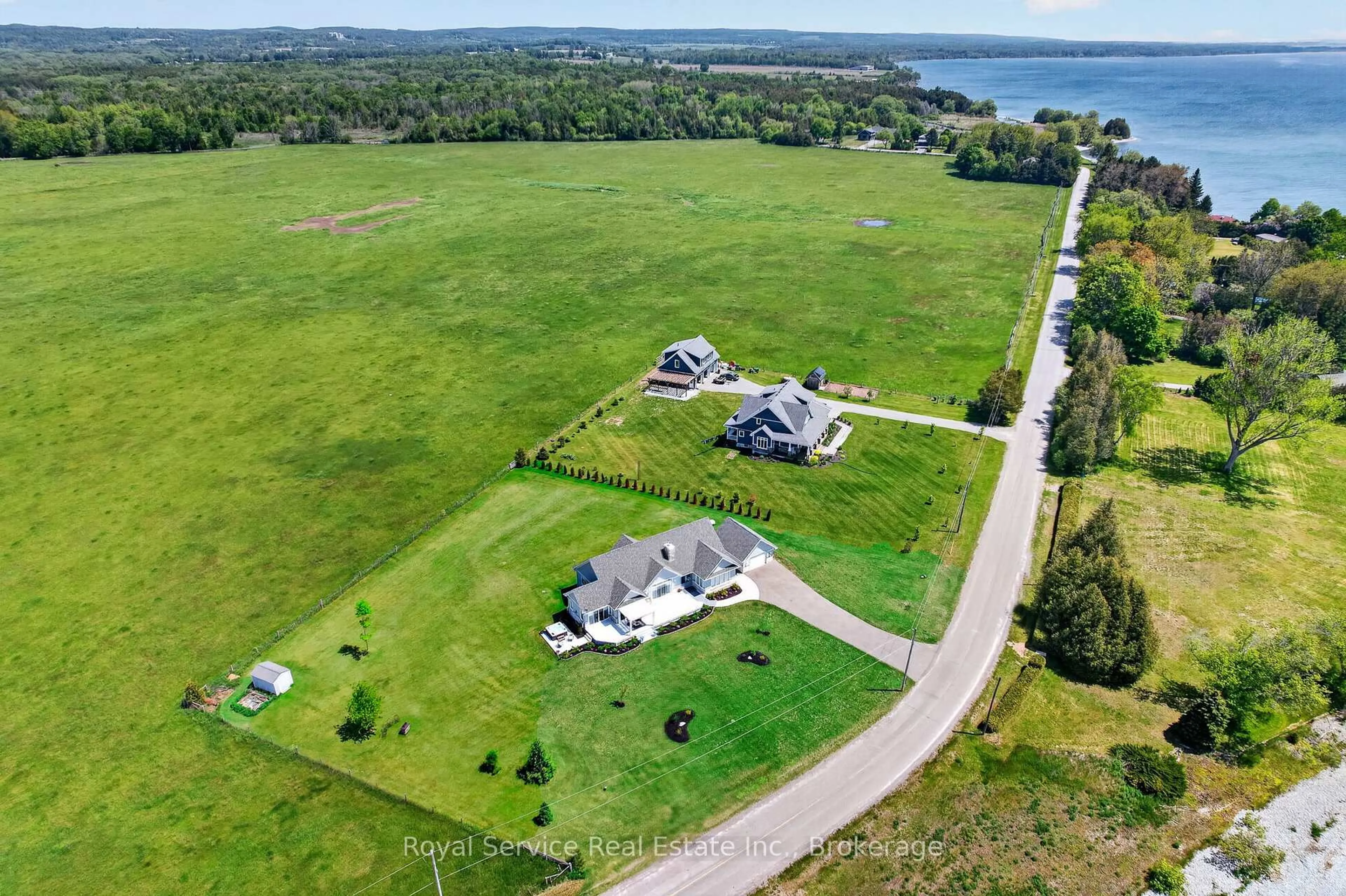 A pic from outside/outdoor area/front of a property/back of a property/a pic from drone, water/lake/river/ocean view for 124 Chub Point Rd, Alnwick/Haldimand Ontario K0K 2G0