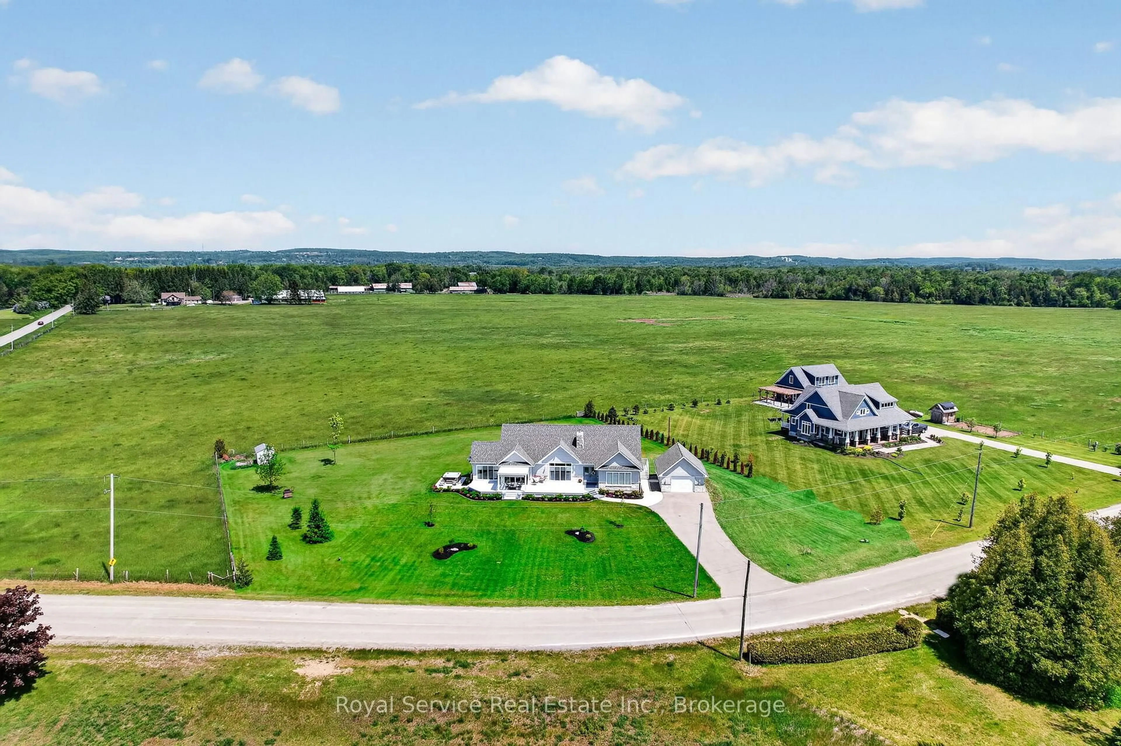 A pic from outside/outdoor area/front of a property/back of a property/a pic from drone, mountain view for 124 Chub Point Rd, Alnwick/Haldimand Ontario K0K 2G0
