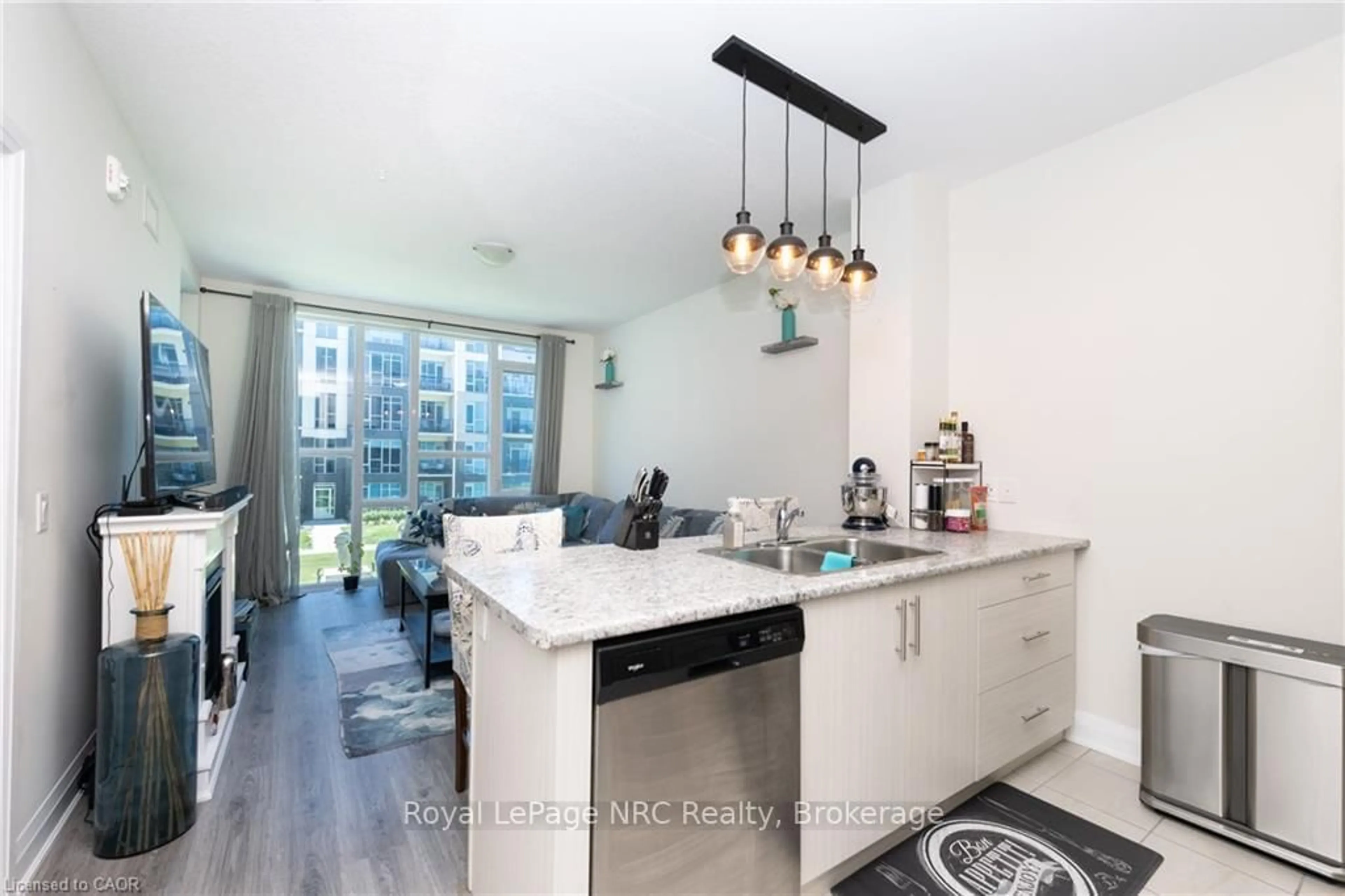 Open concept kitchen, unknown for 16 Concord Pl #209, Grimsby Ontario L3M 0J1