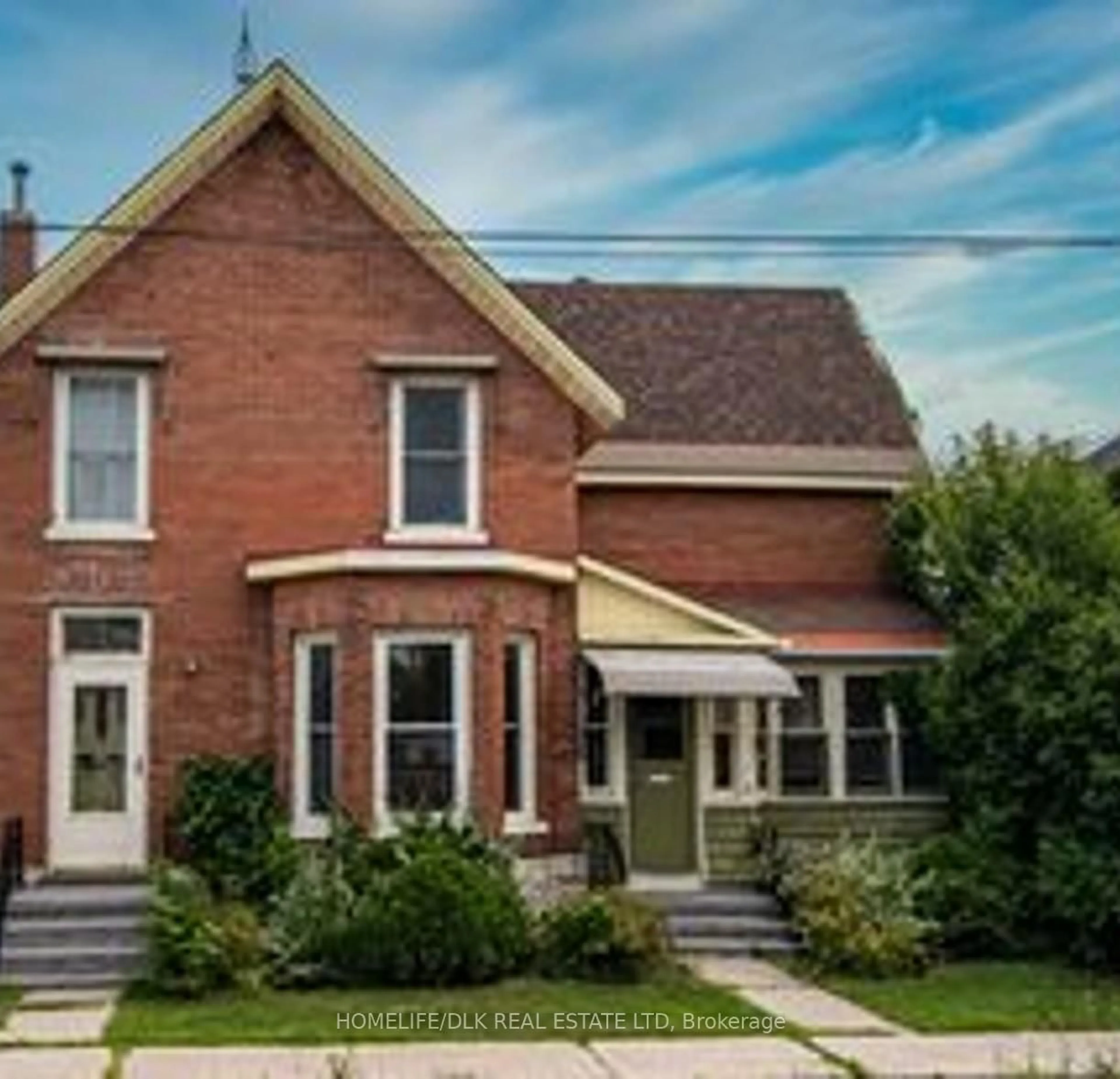 Home with brick exterior material, street for 33 Bartholomew St, Brockville Ontario K6V 2R5