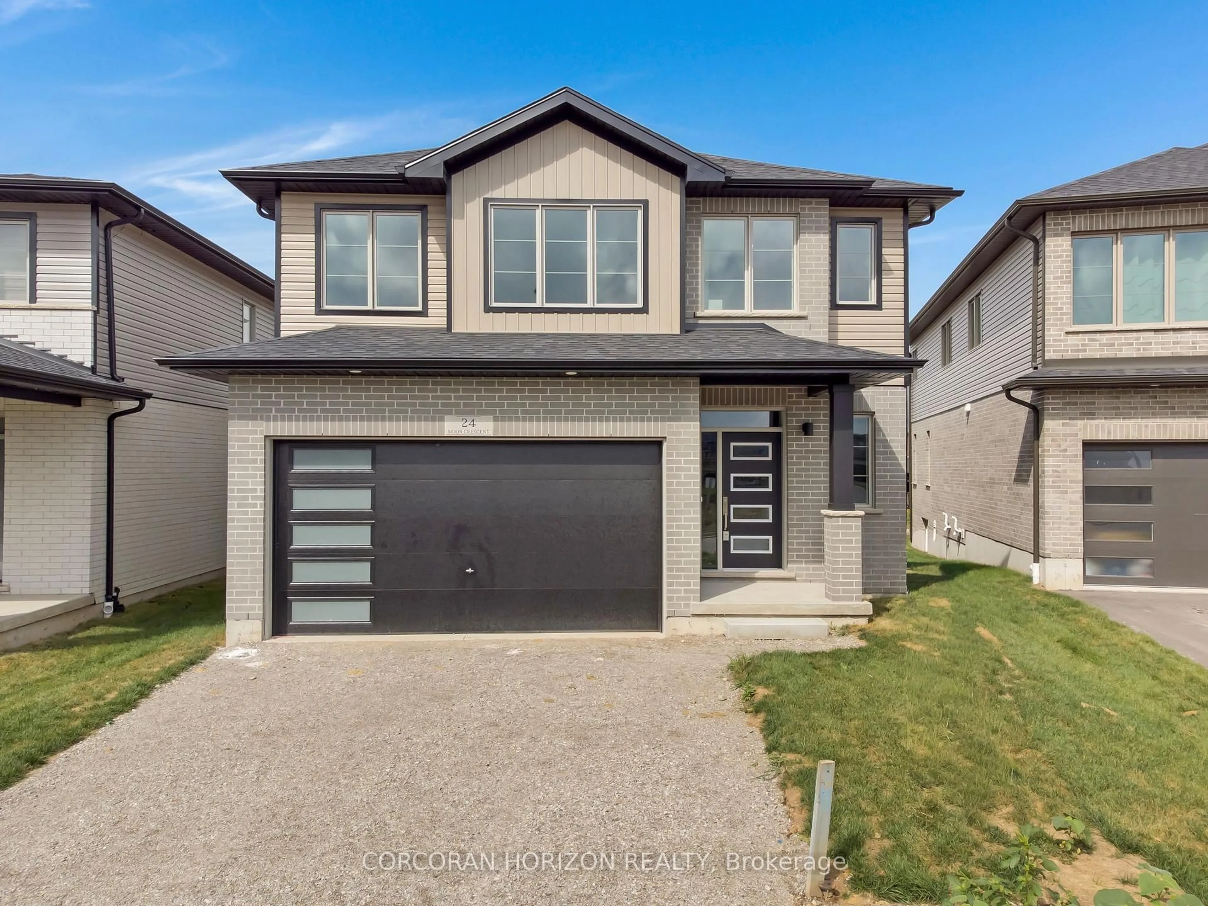 Unknown for 24 Moon Cres, Cambridge Ontario N1S 5B4