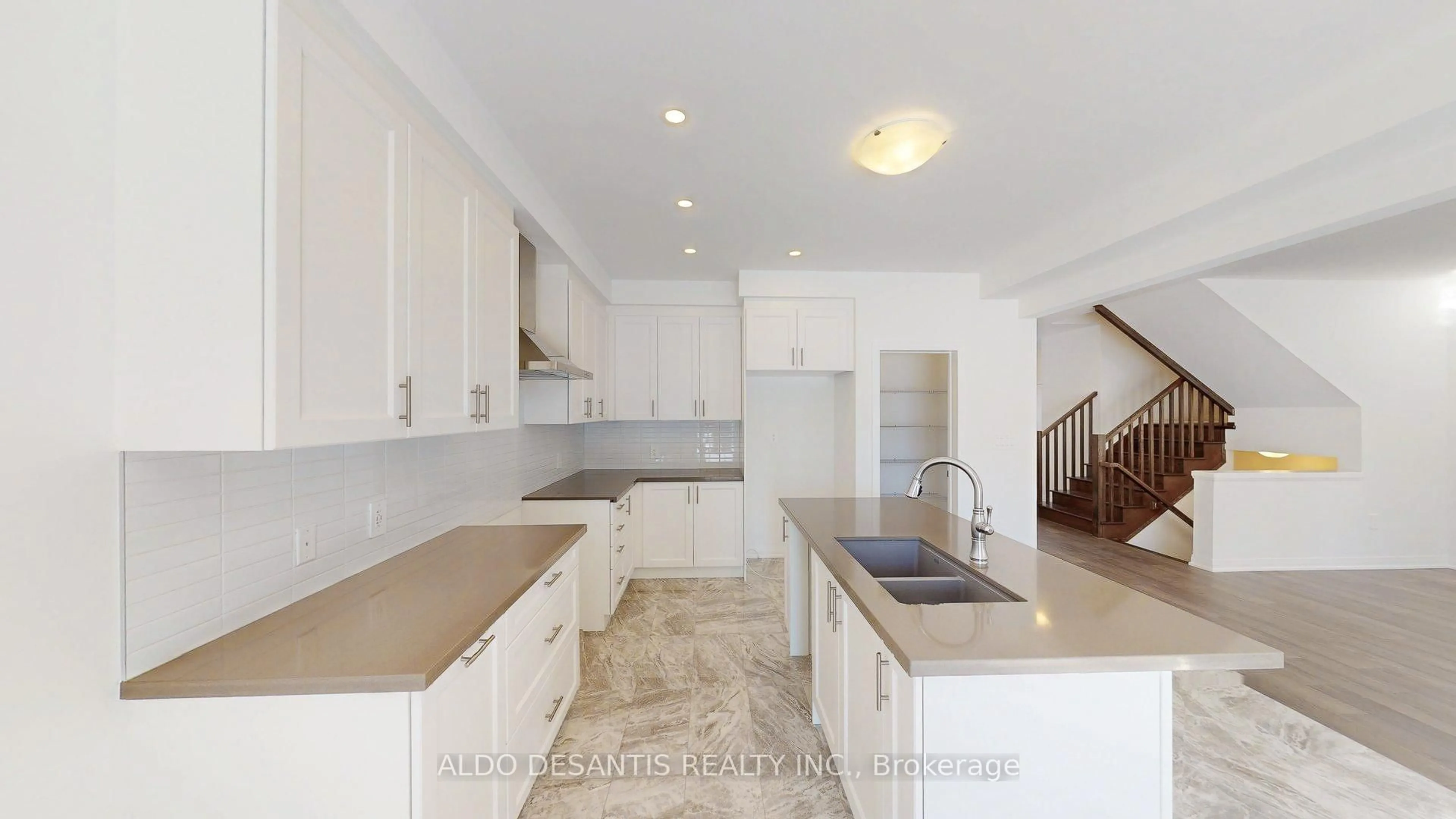 Open concept kitchen, ceramic/tile floor for 286 Rockledge Dr, Hamilton Ontario L0R 1P0