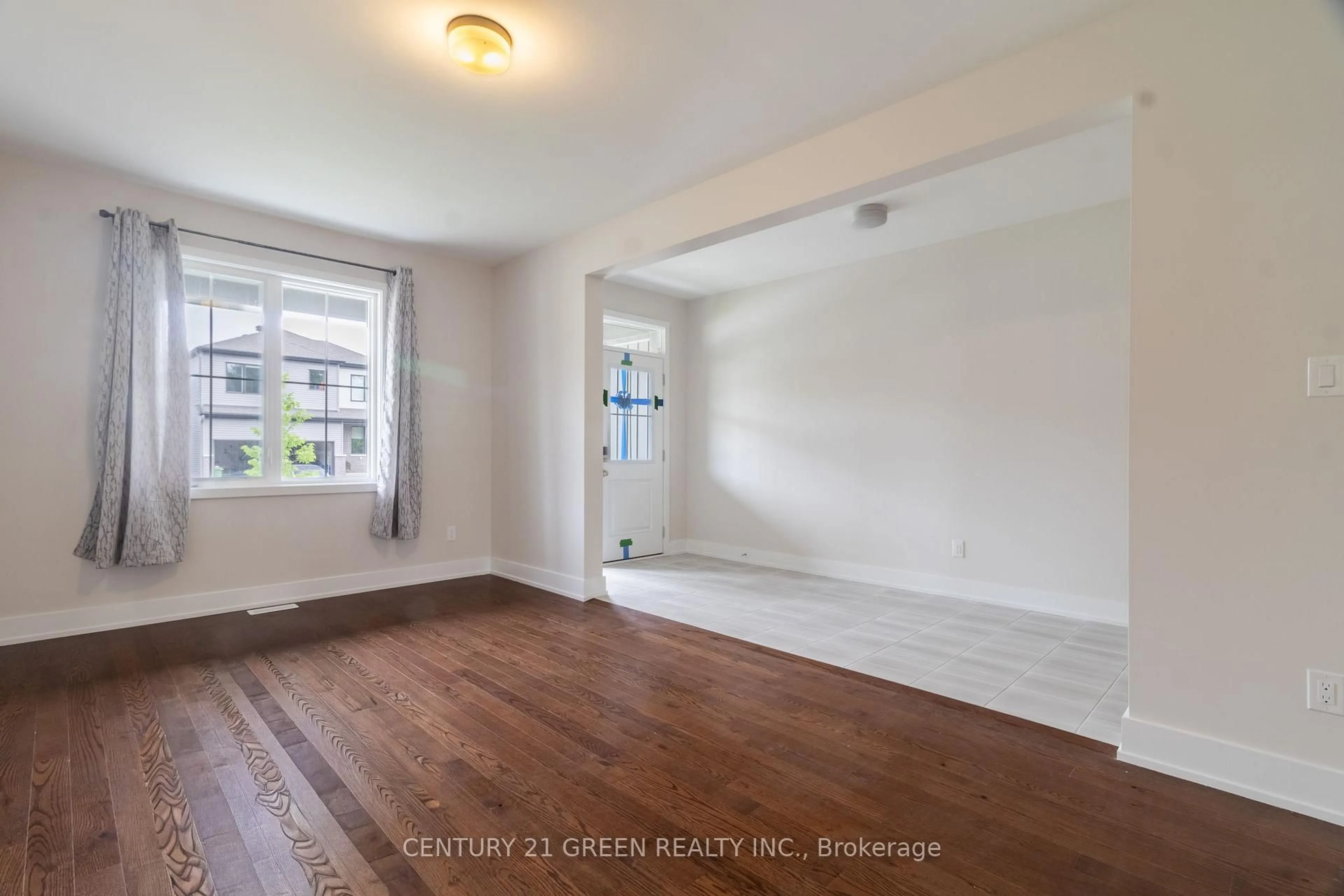 A pic of a room for 123 Tonic Cres, Ottawa Ontario K2K 1X7
