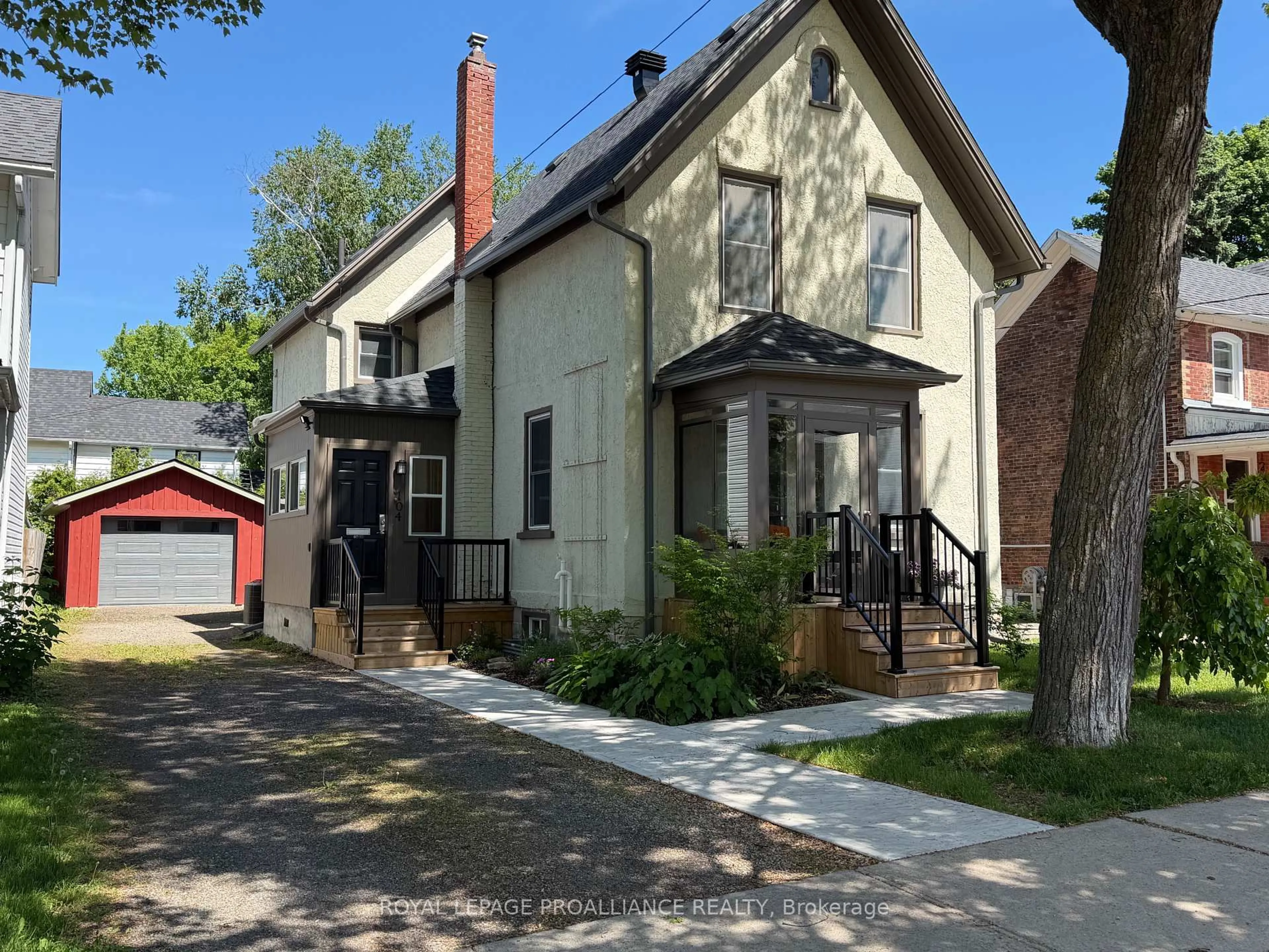 Home with brick exterior material, street for 104 JAMES St, Brockville Ontario K6V 4A2