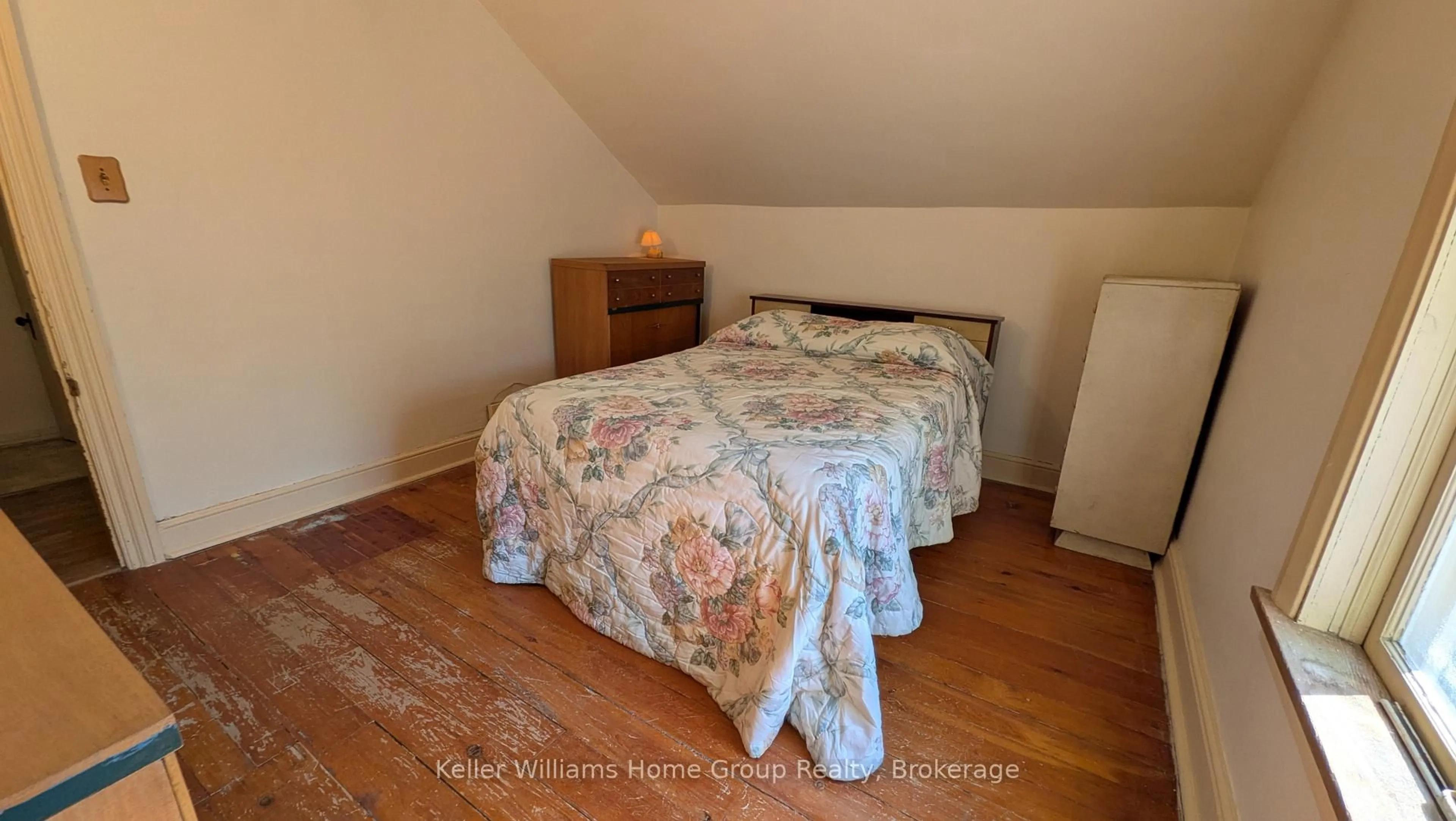 A pic of a room for 18 Powell St, Guelph Ontario N1H 1T9
