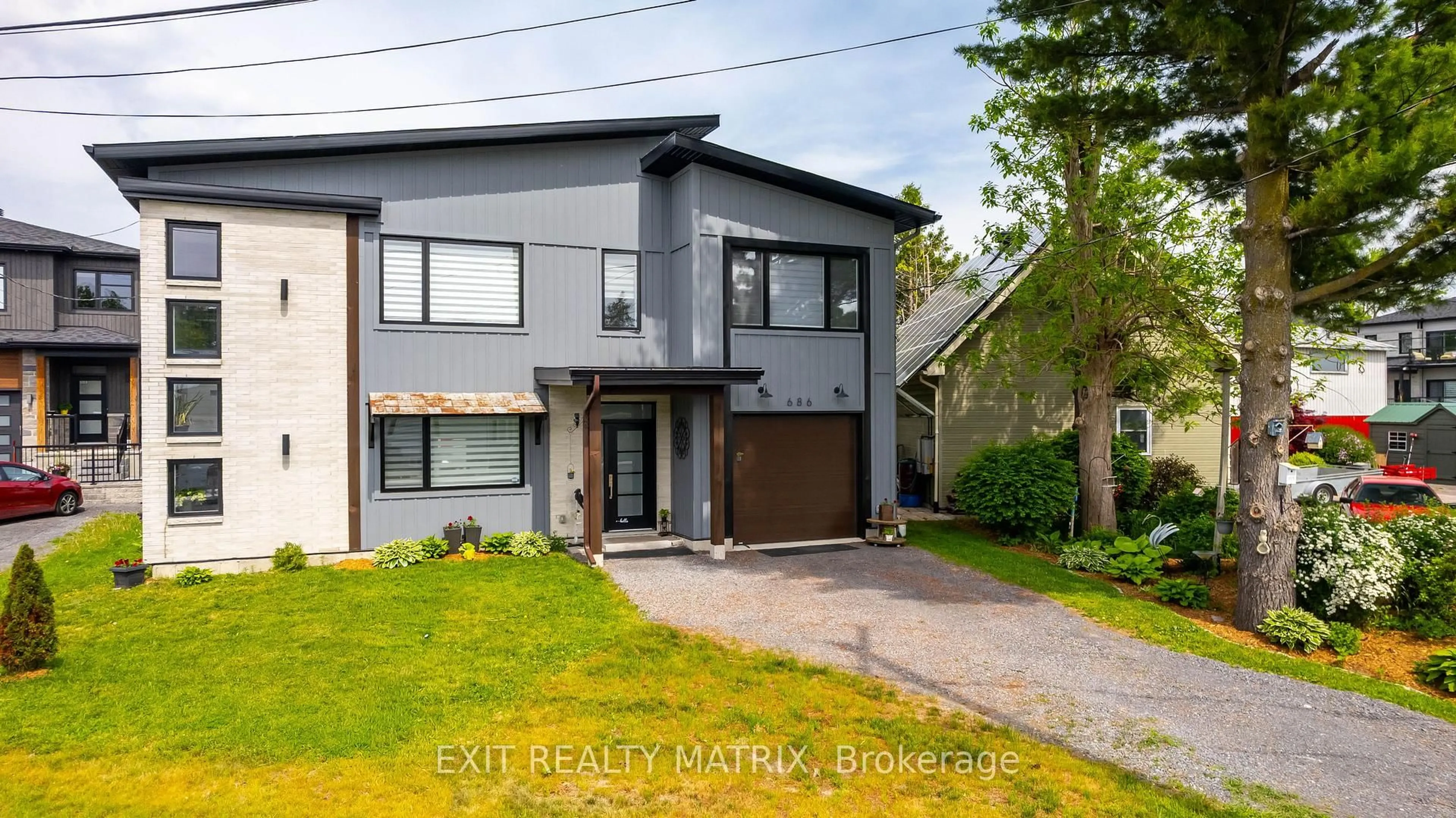 Home with brick exterior material, street for 686 ST ISIDORE Rd, Casselman Ontario K0A 1M0