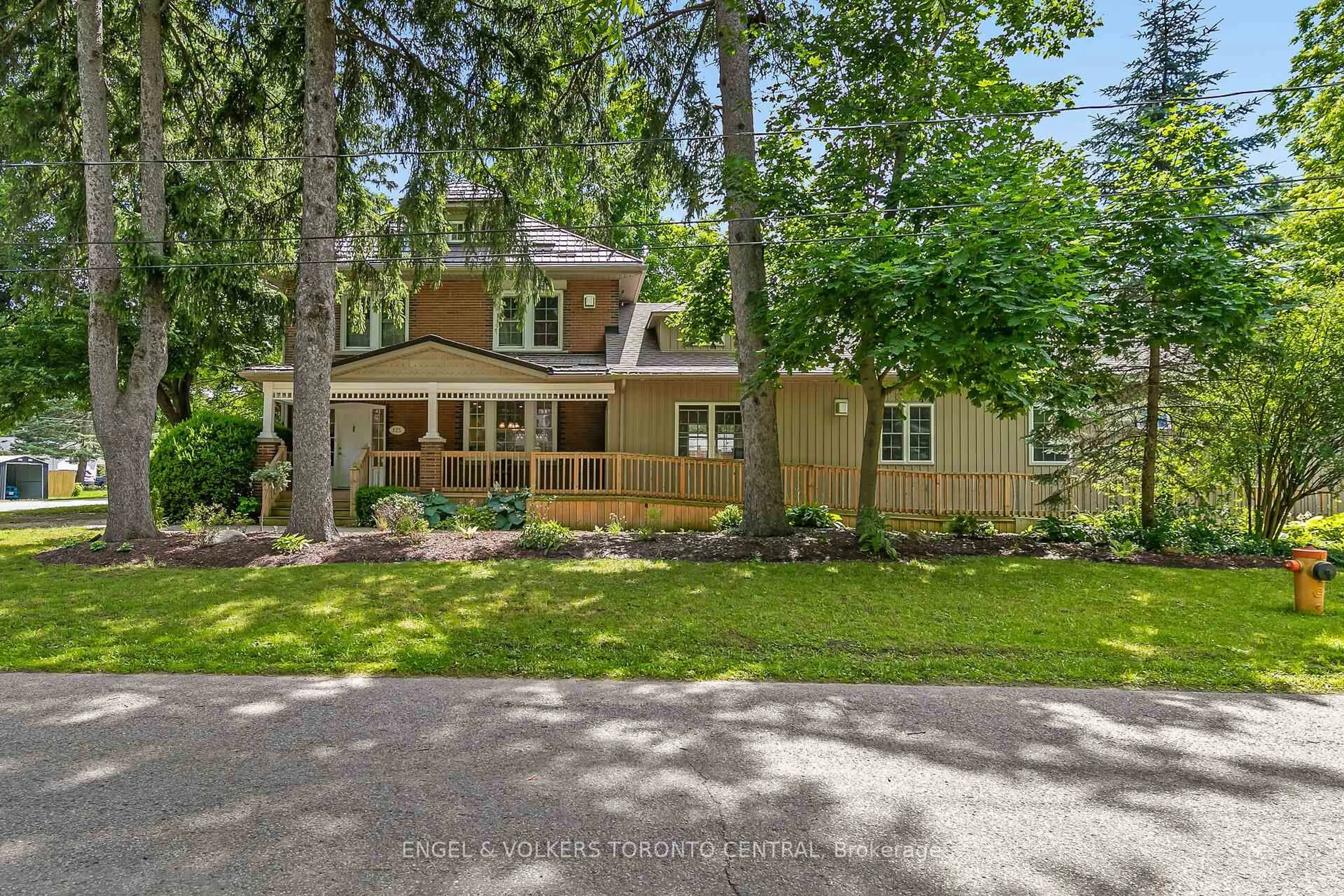 Home with vinyl exterior material, street for 125 RICHARDSON St, Guelph/Eramosa Ontario N0B 2K0