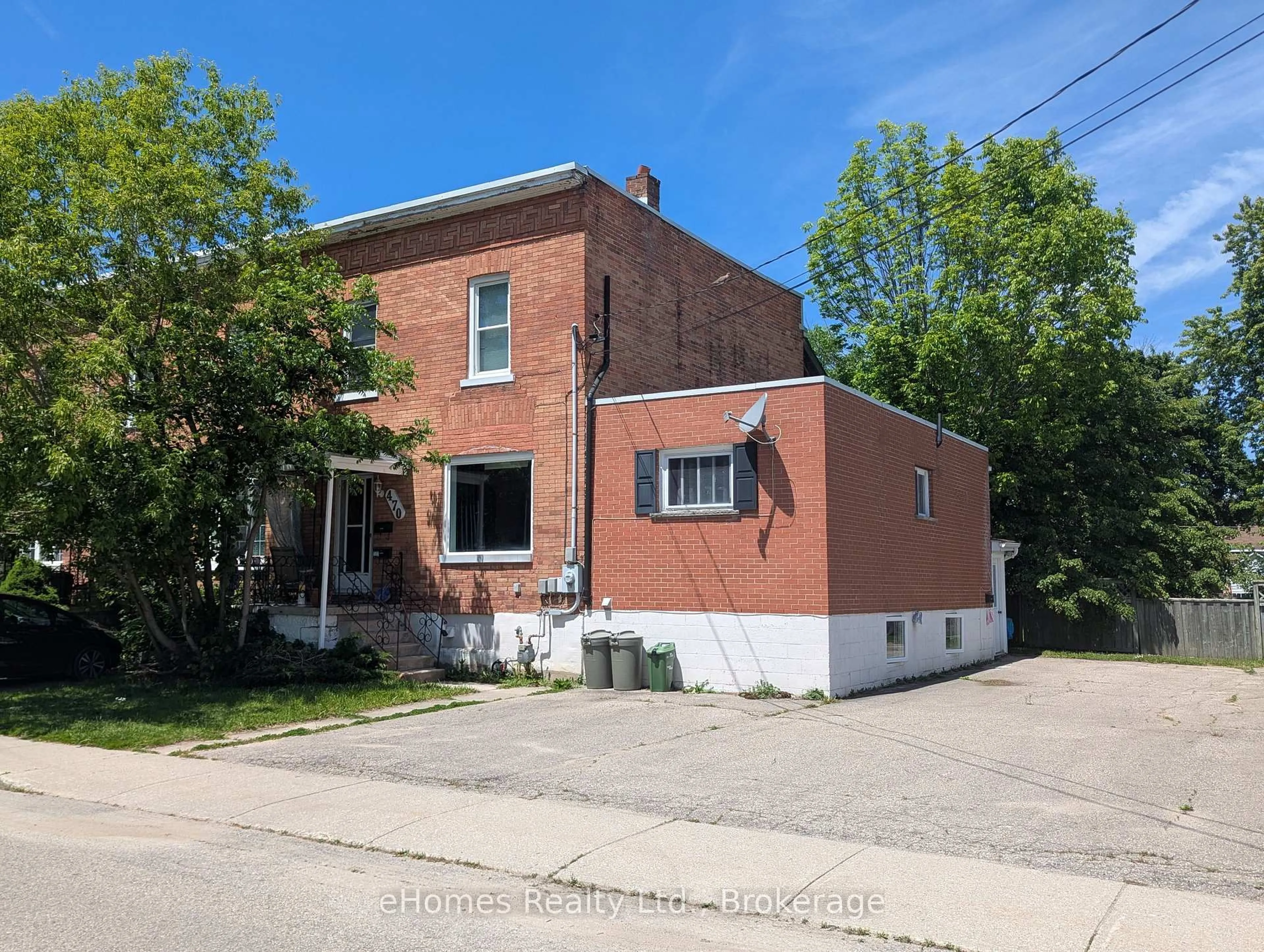 Unknown for 470 13th St, Owen Sound Ontario N4K 3W7