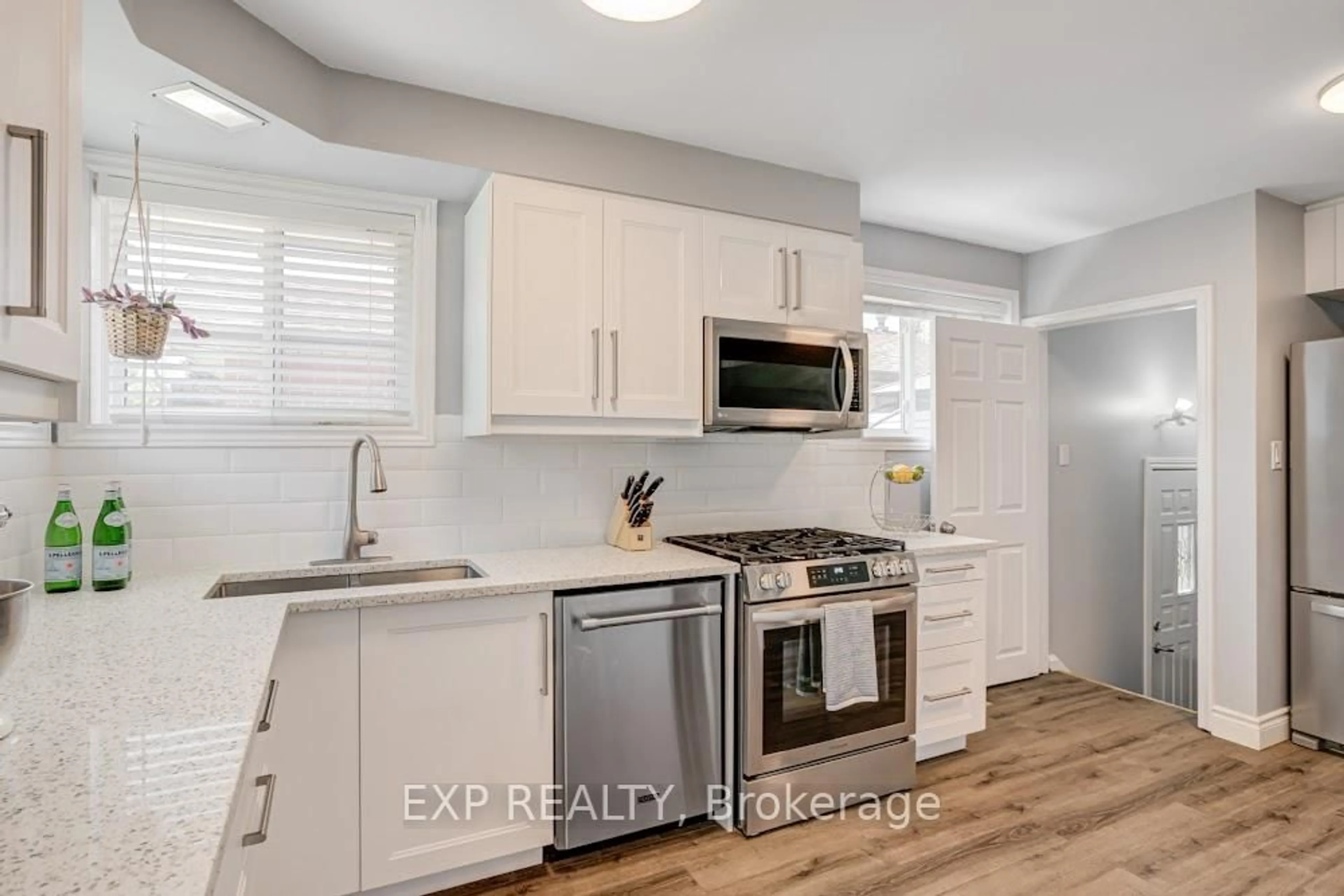 Unknown for 42 Terrace Dr, Hamilton Ontario L9A 2Y6