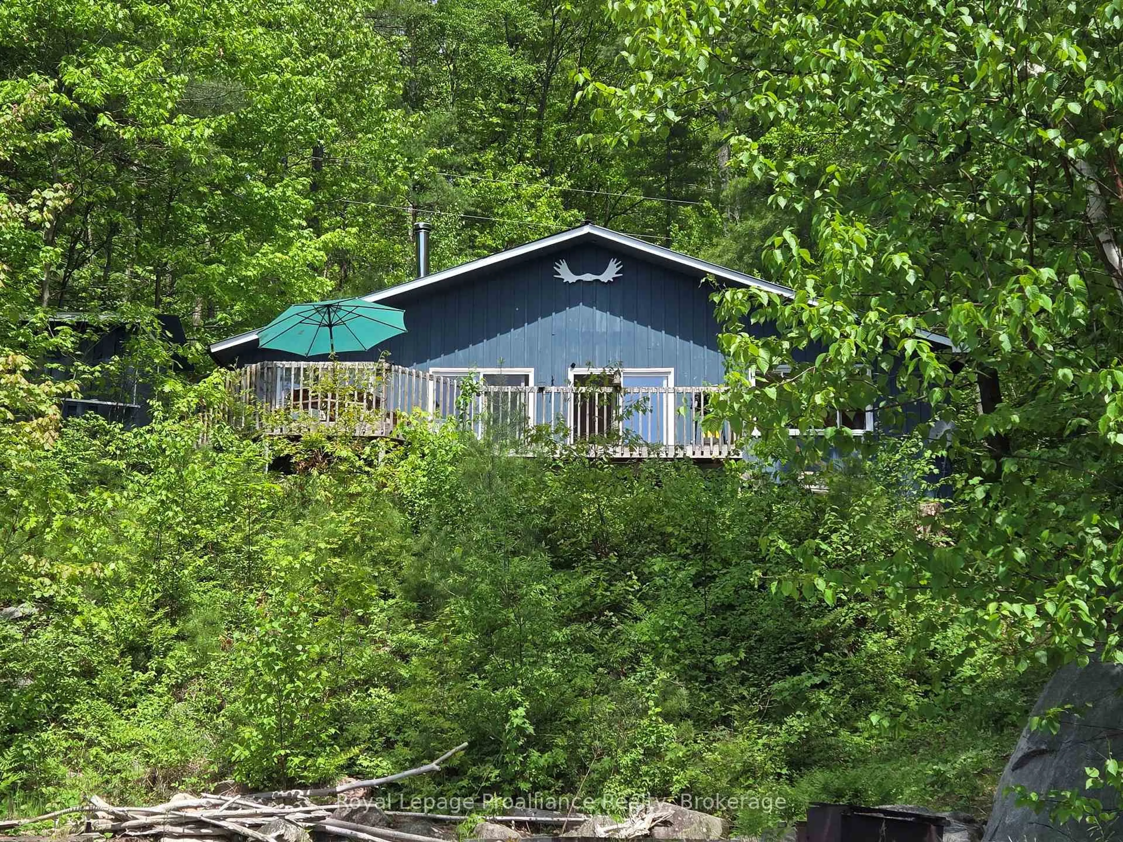 Unknown for 2807 Mackie Lake, Ompah Ontario K0H 2J0