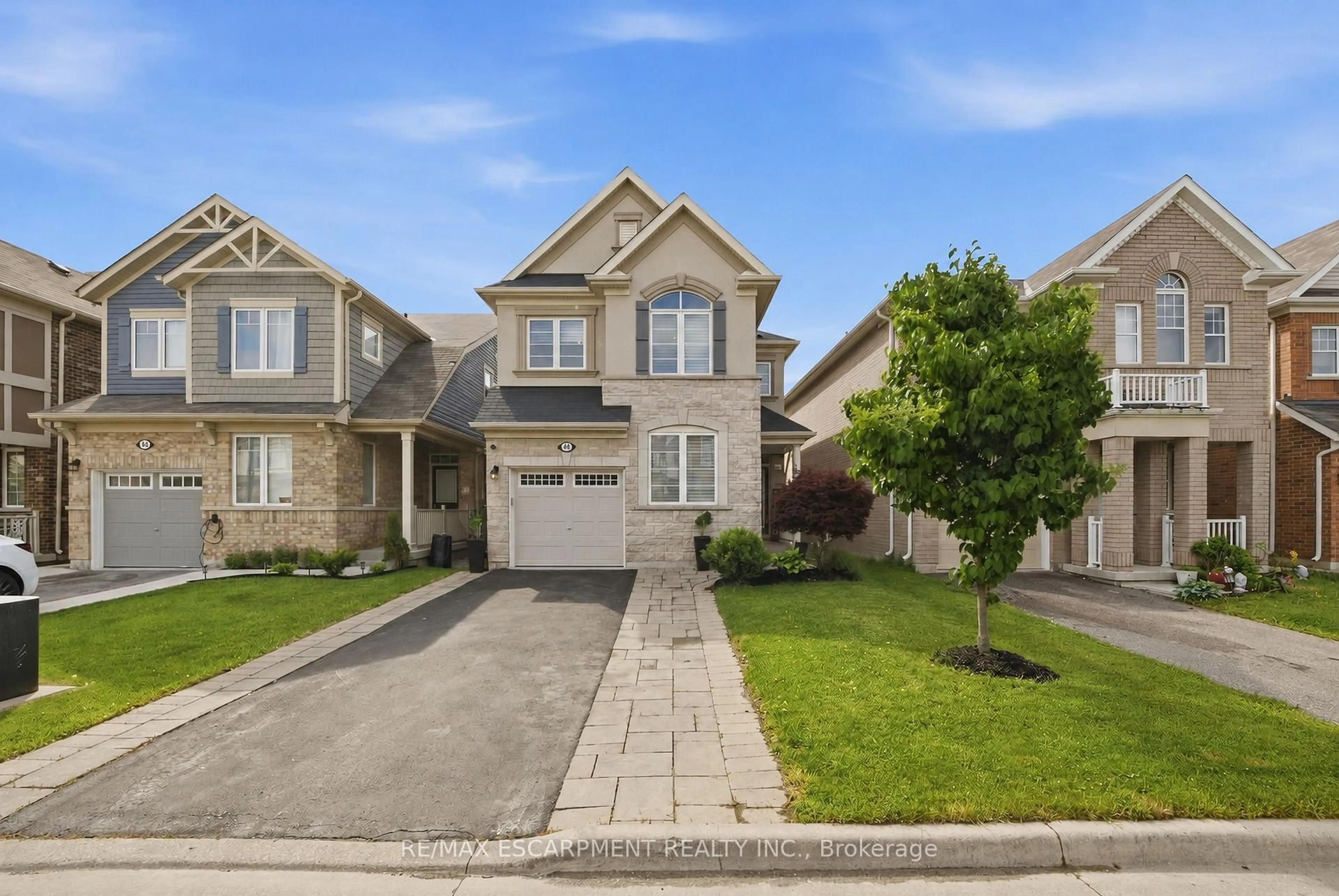 Unknown for 44 Stillwater Cres, Hamilton Ontario L0R 2H8