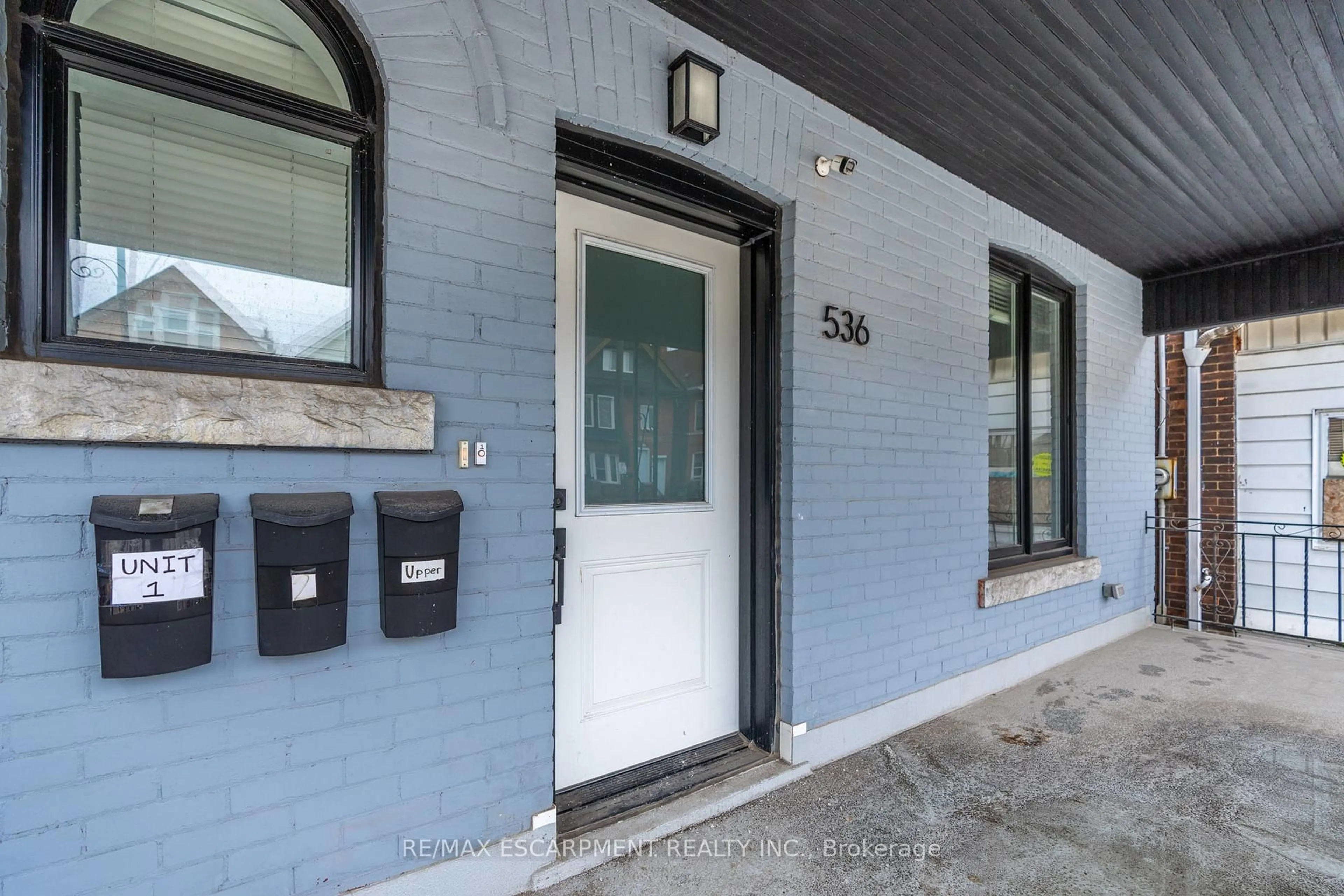 Unknown for 536 Cannon St, Hamilton Ontario L8L 2E9