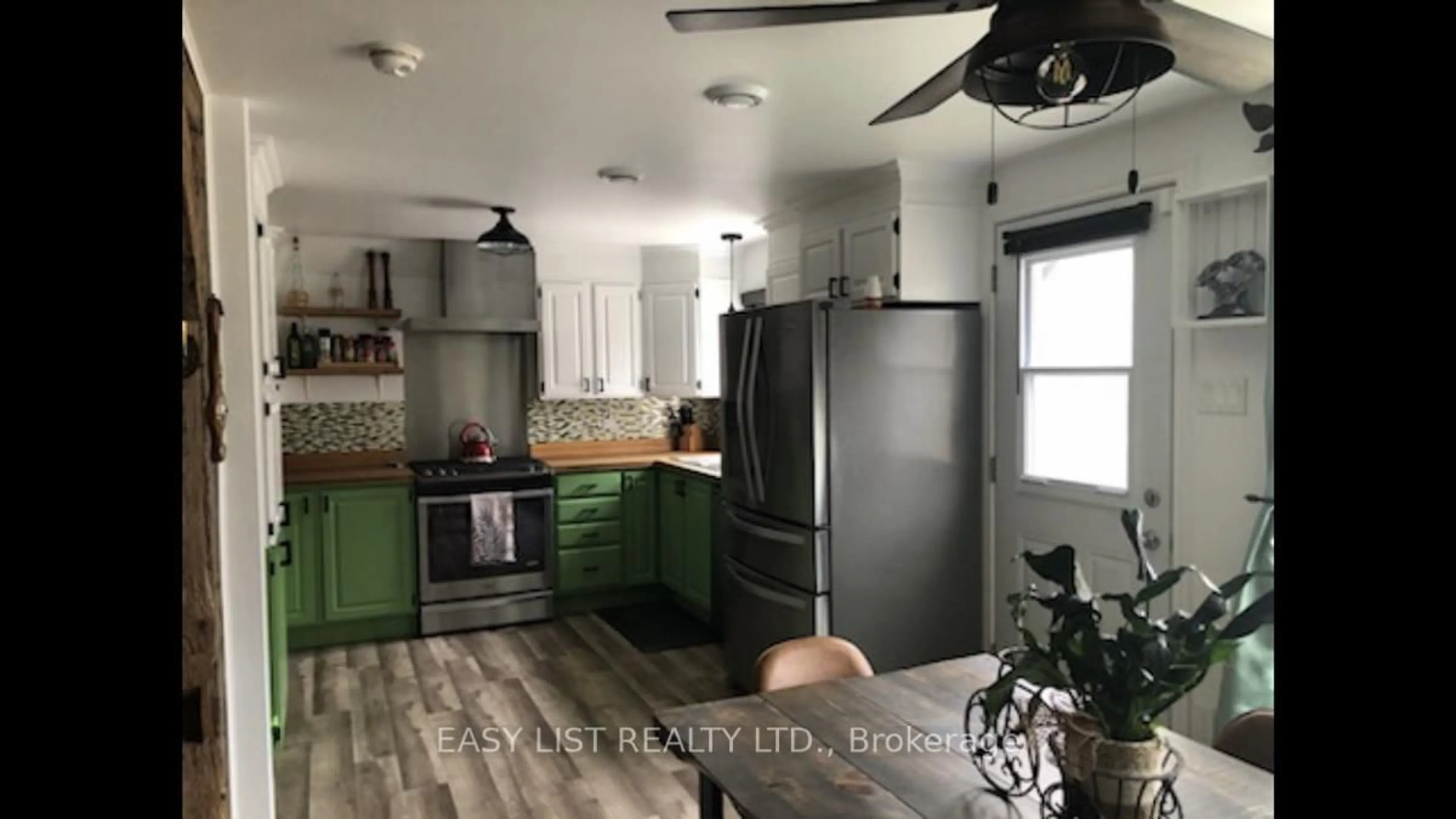 Open concept kitchen, unknown for 2512 County Road 30, North Glengarry Ontario K0C 1A0