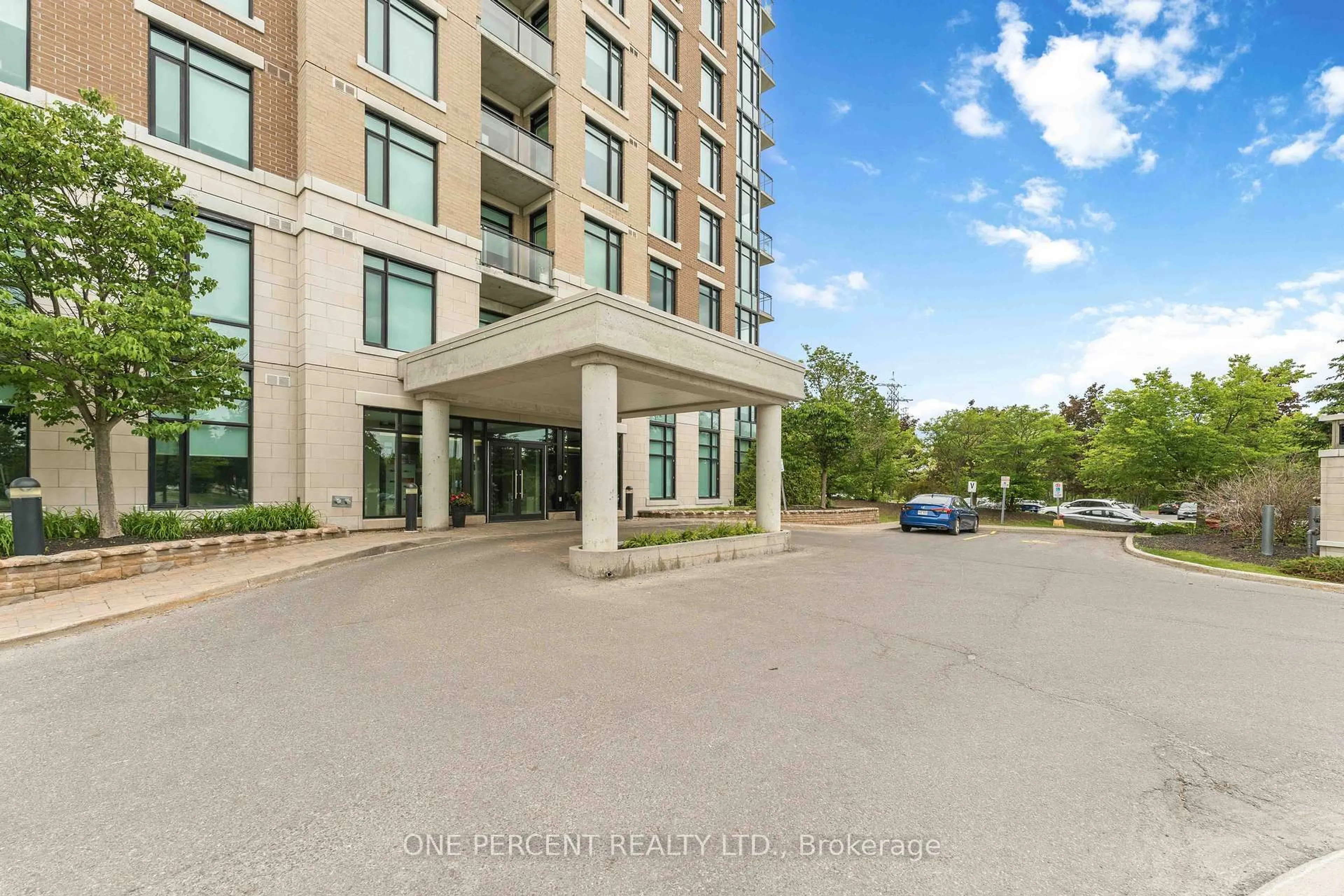 Unknown for 100 ROGER GUINDON Ave #201, Ottawa Ontario K1G 3Z7