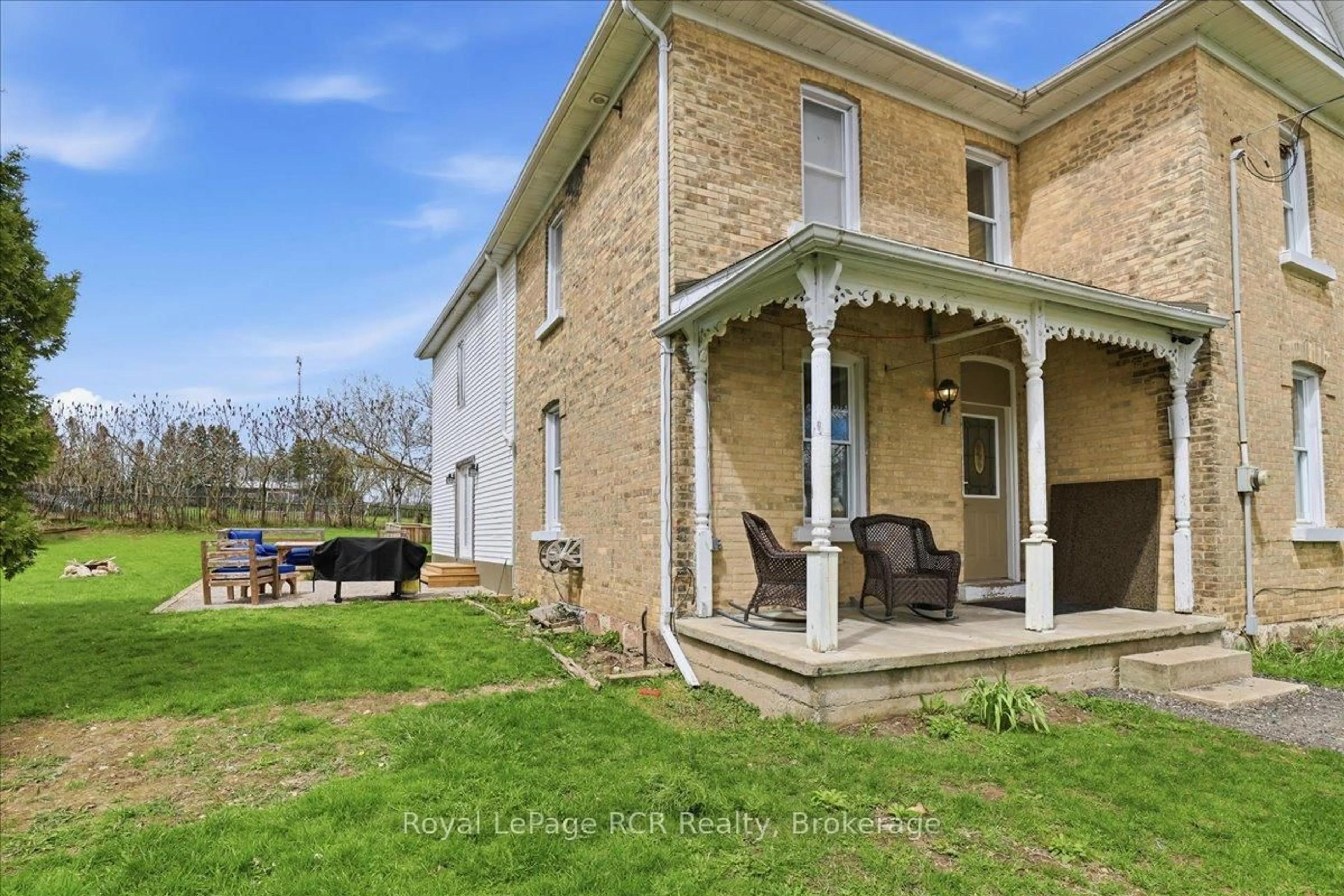 A pic from outside/outdoor area/front of a property/back of a property/a pic from drone, building for 392010 Grey Road 109, Southgate Ontario N0G 2A0