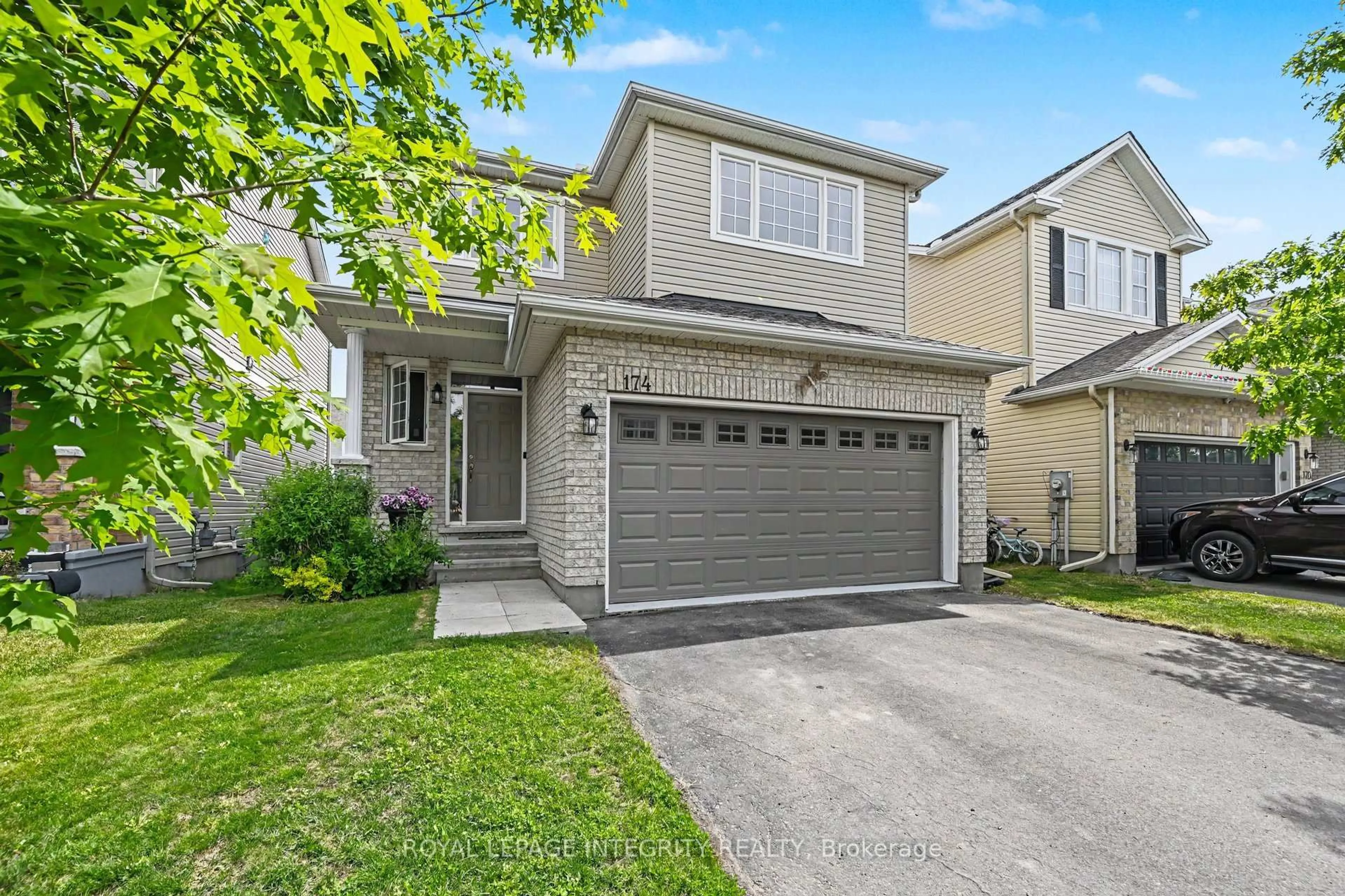 Home with vinyl exterior material, street for 174 Bert Hall St, Arnprior Ontario K7S 0H1