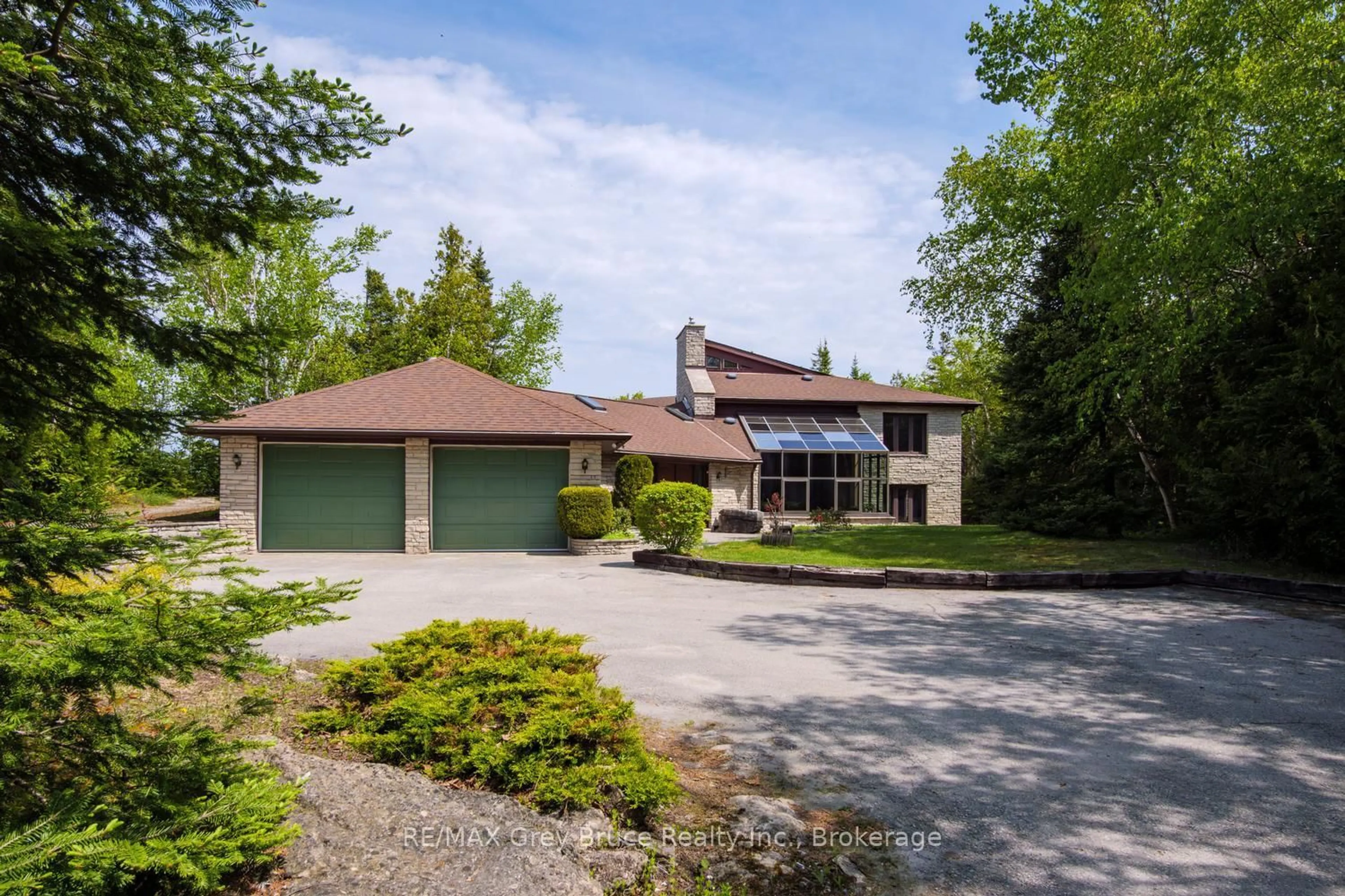 A pic from outside/outdoor area/front of a property/back of a property/a pic from drone, street for 28 Elgin St, Northern Bruce Peninsula Ontario N0H 2R0