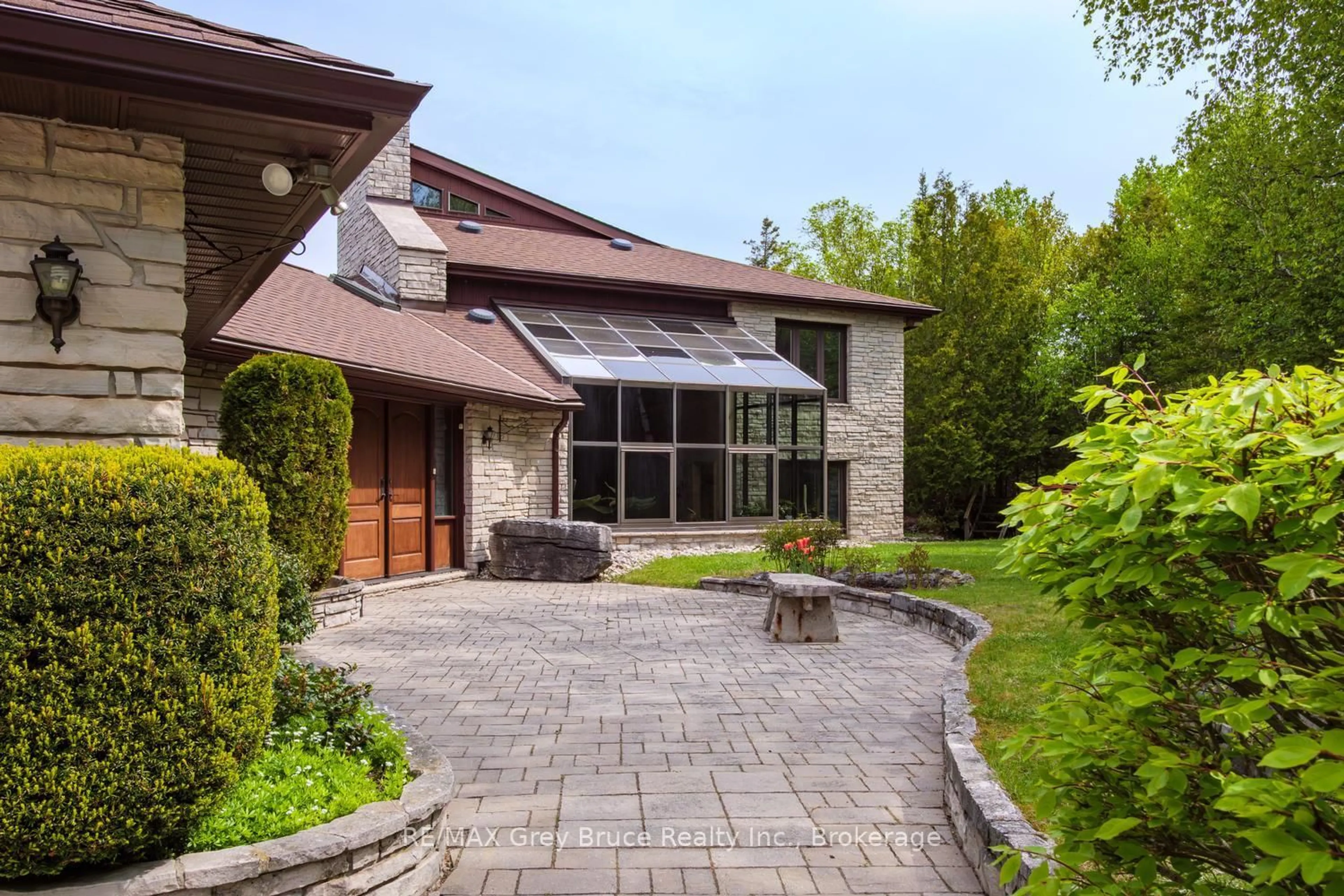 Patio, street for 28 Elgin St, Northern Bruce Peninsula Ontario N0H 2R0