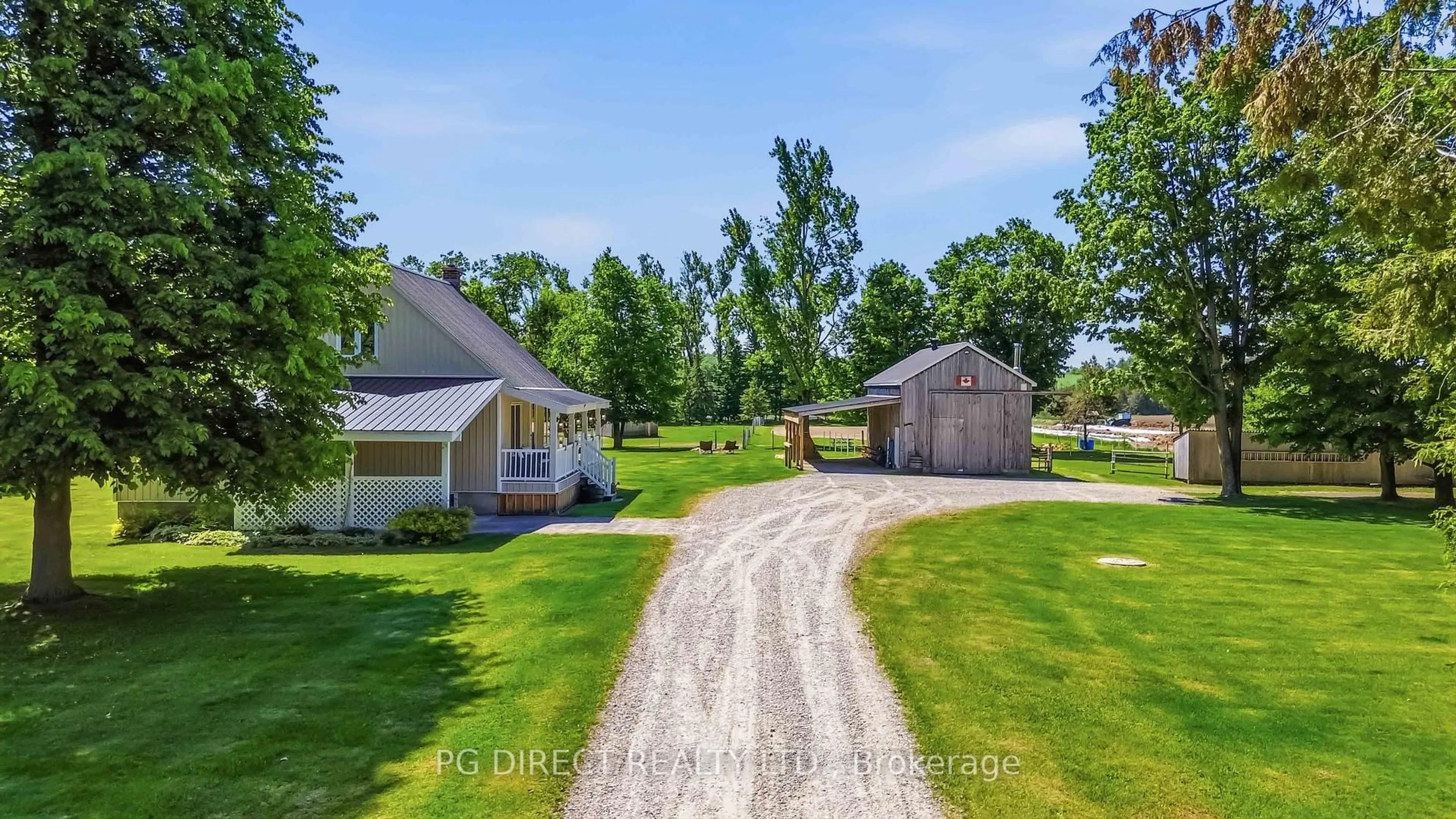 A pic from outside/outdoor area/front of a property/back of a property/a pic from drone, street for 516 Kings Wharf Rd, Kawartha Lakes Ontario K0M 1L0