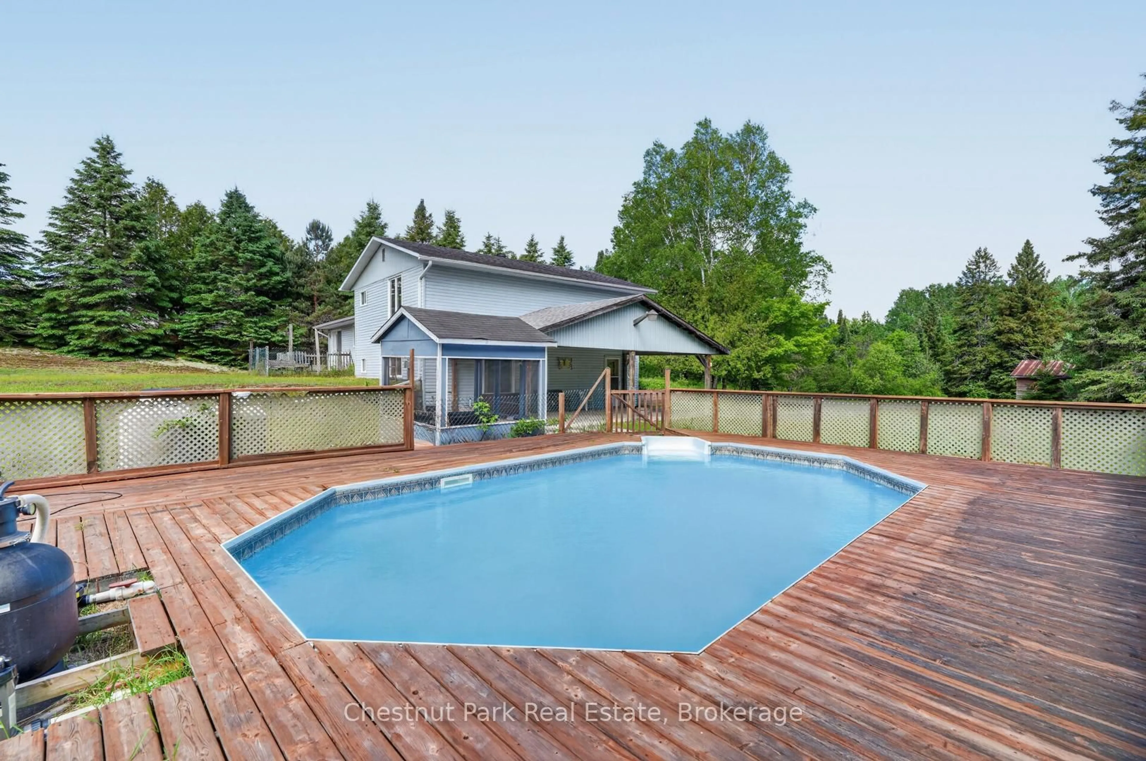 Pool for 41 Hawthorn Lane, Huntsville Ontario P1H 2N5