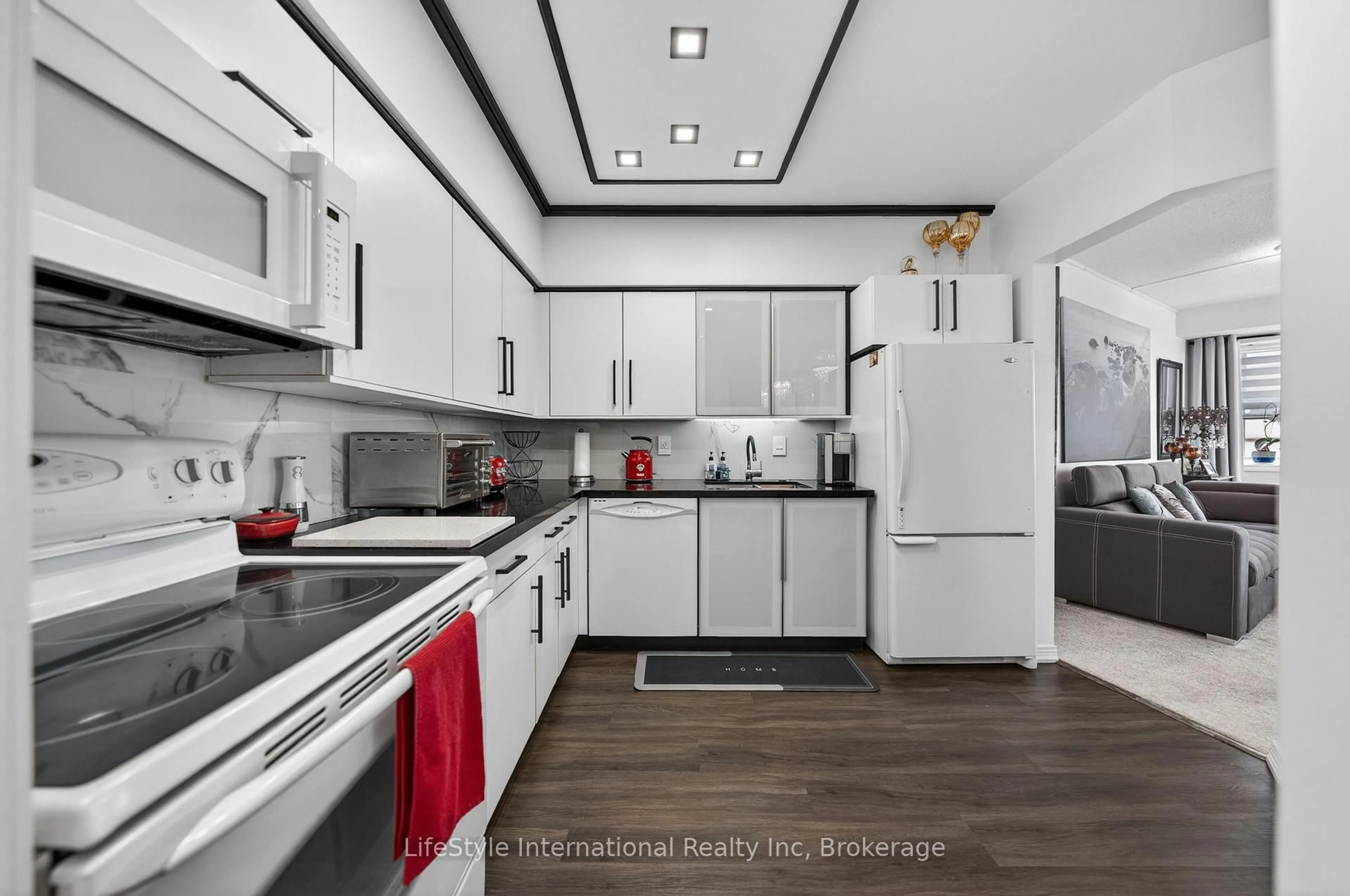 Unknown for 208 Silvercreek Pkwy #213, Guelph Ontario N1H 8H2