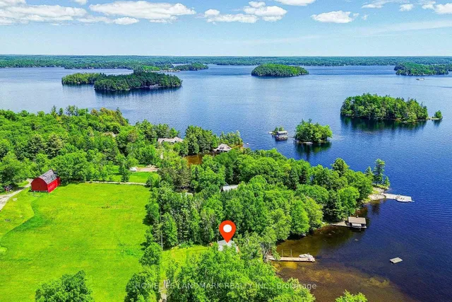 1093 Cooper Point Rd #8, Muskoka Lakes 2