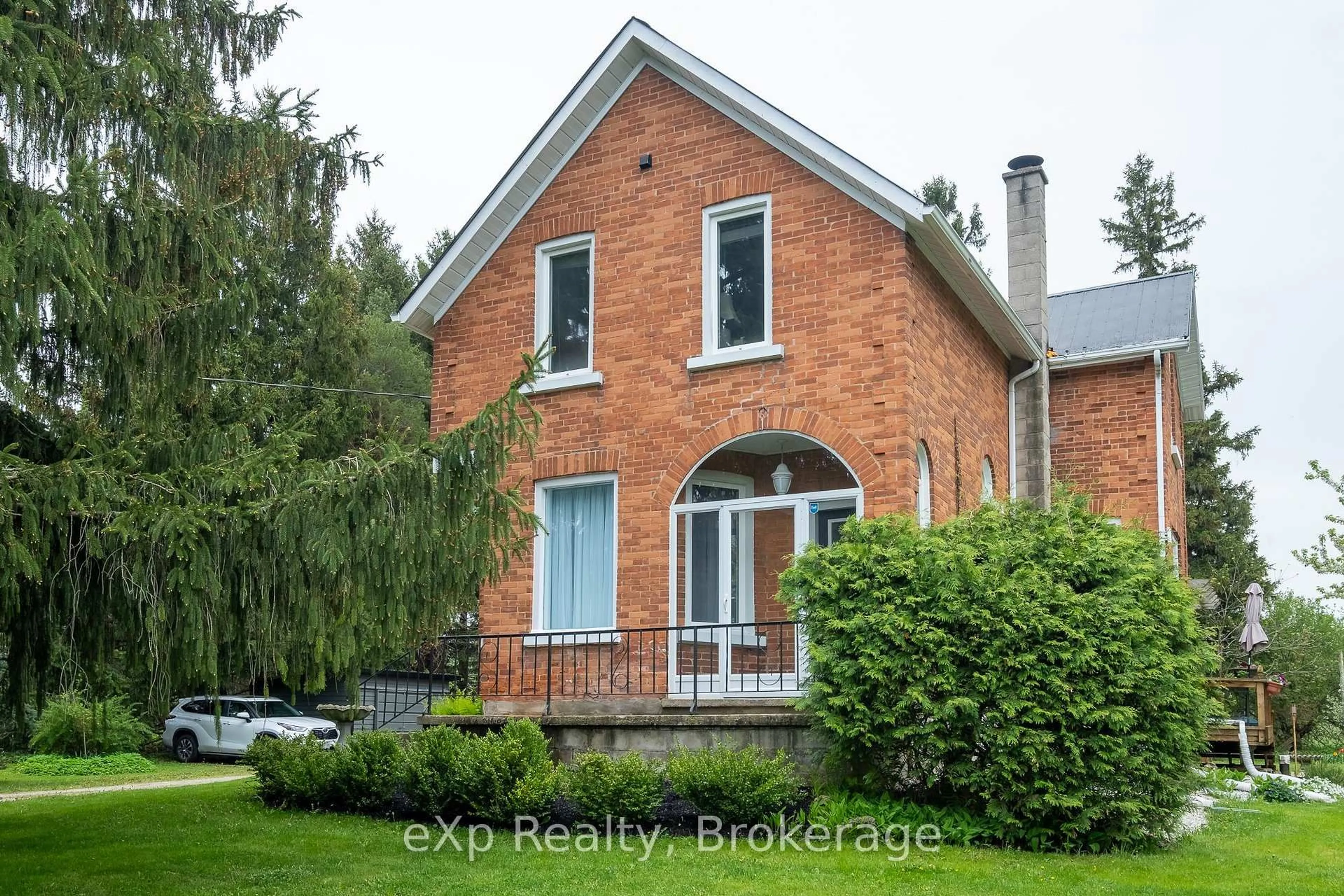 Home with brick exterior material, street for 046296 Old Mail Rd, Meaford Ontario N4L 1W7